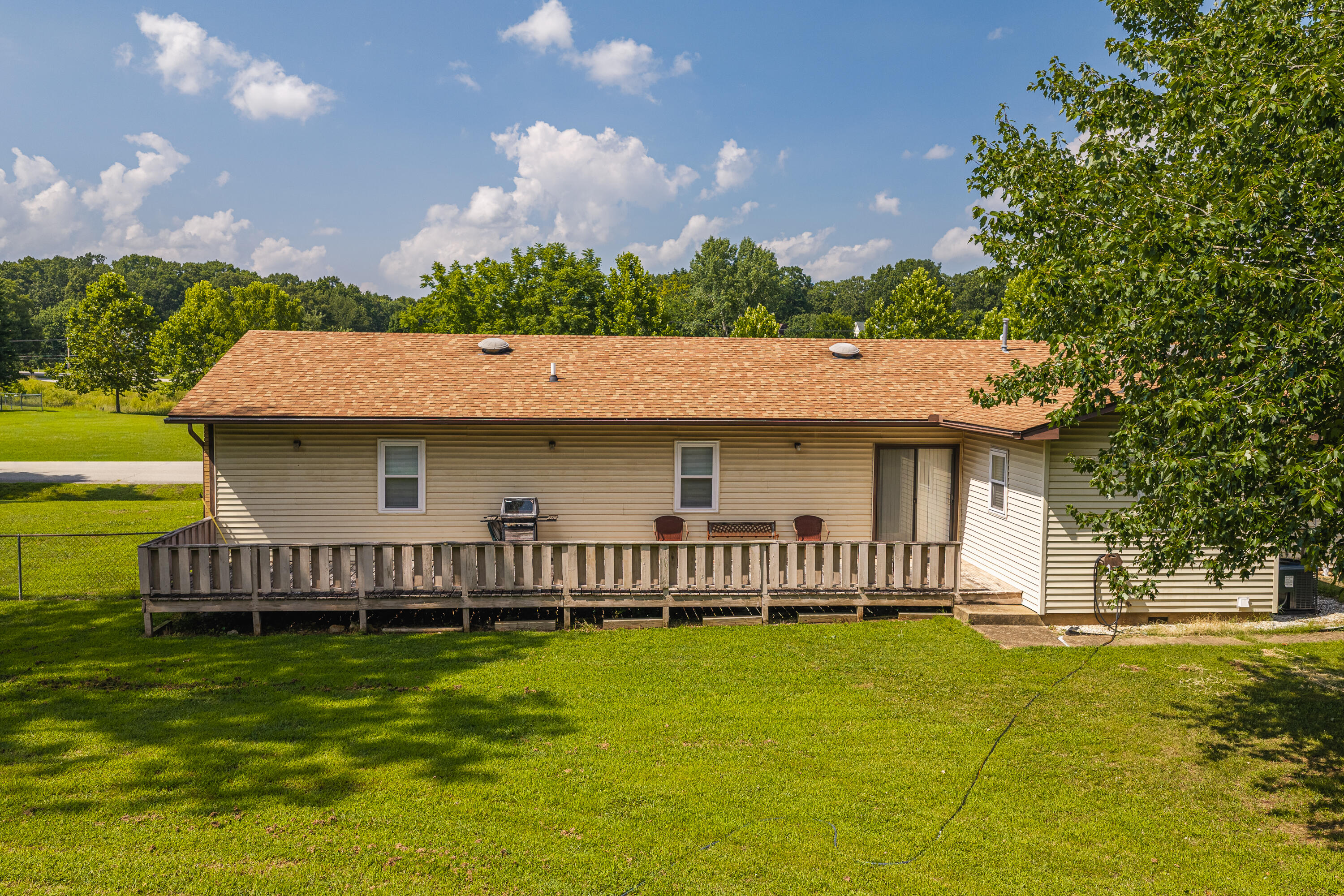 2102 Lambe Avenue Property Photo 32