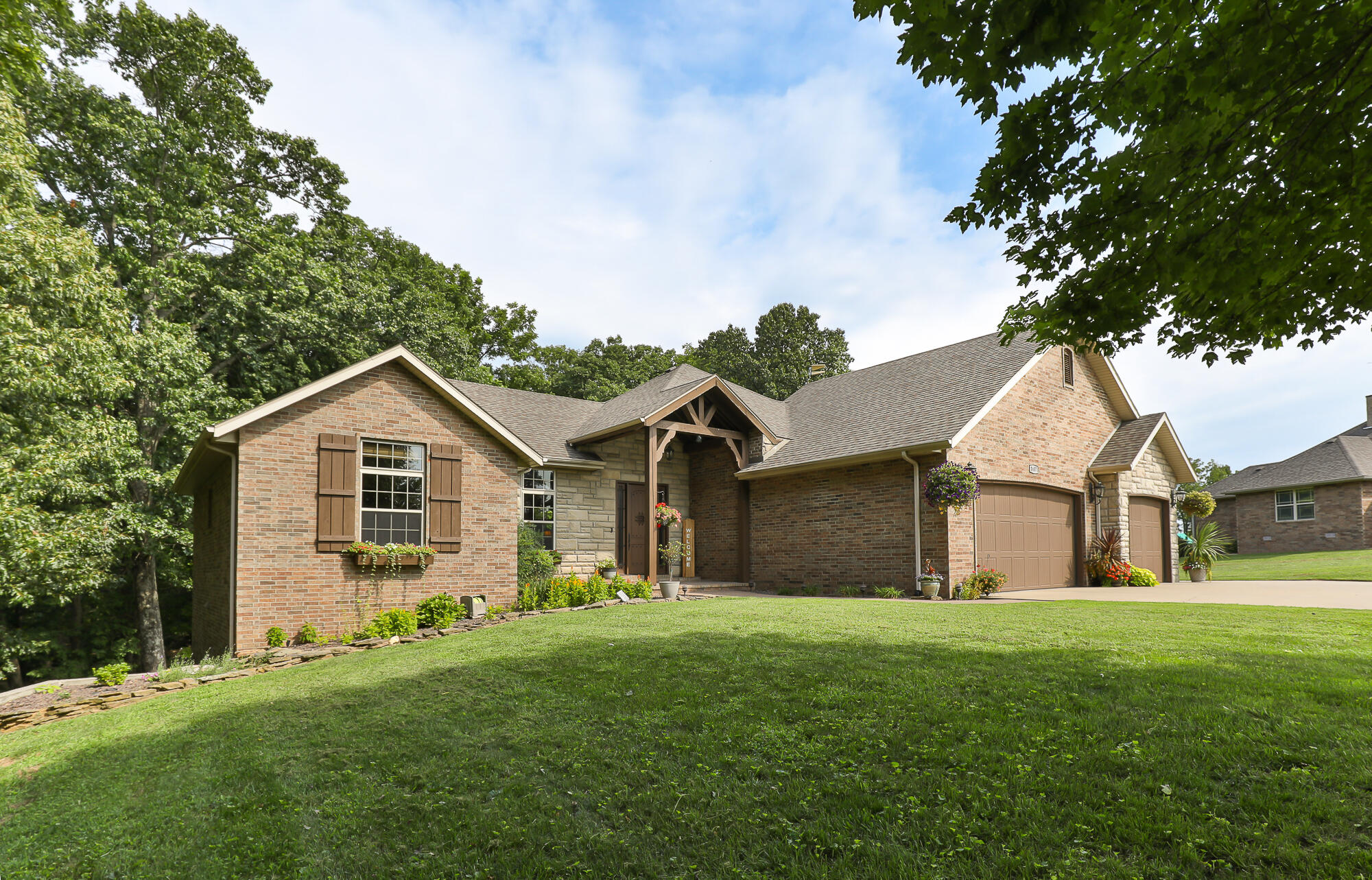 1657 South Timber Lake Drive Property Photo 2