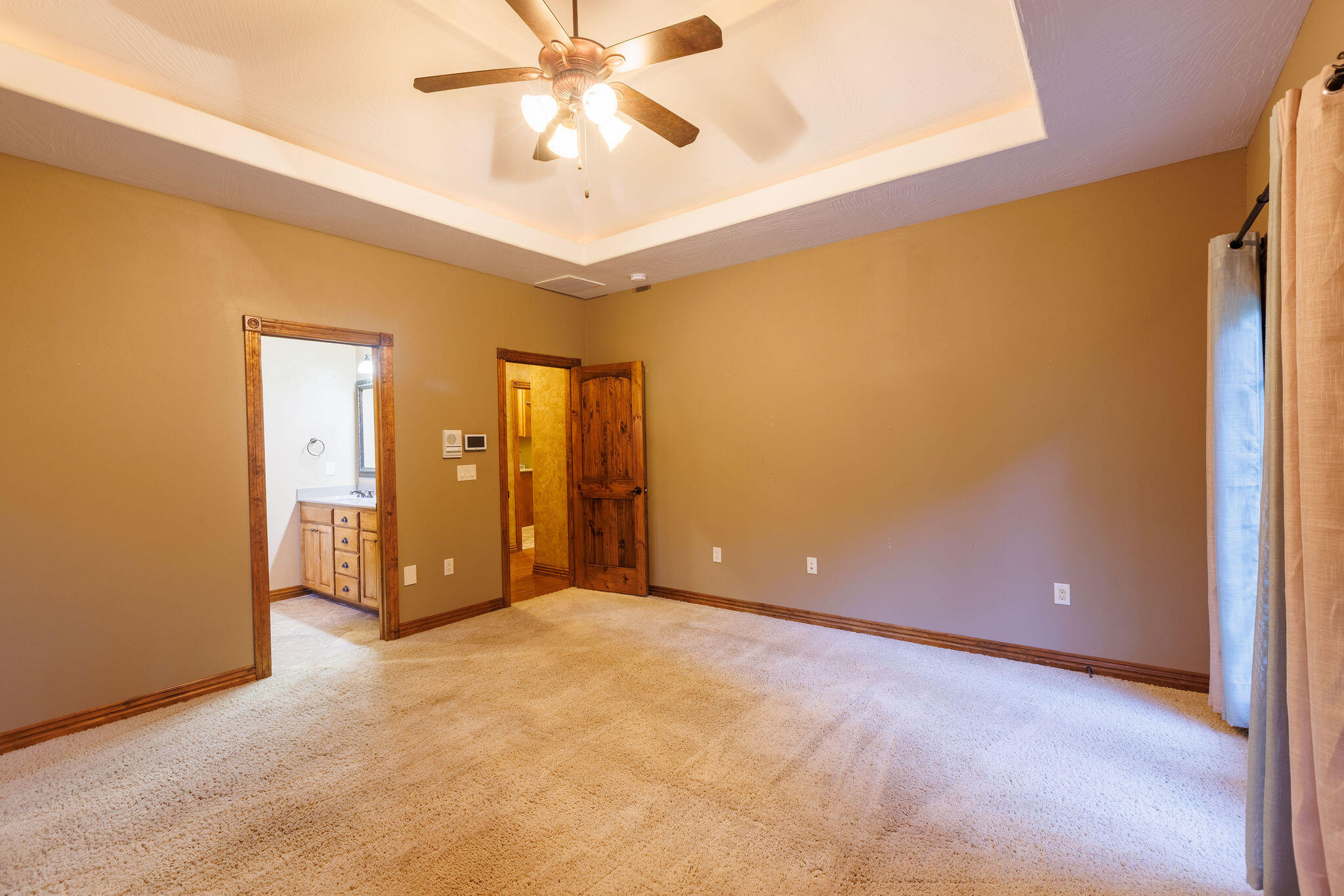 1657 South Timber Lake Drive Property Photo 16