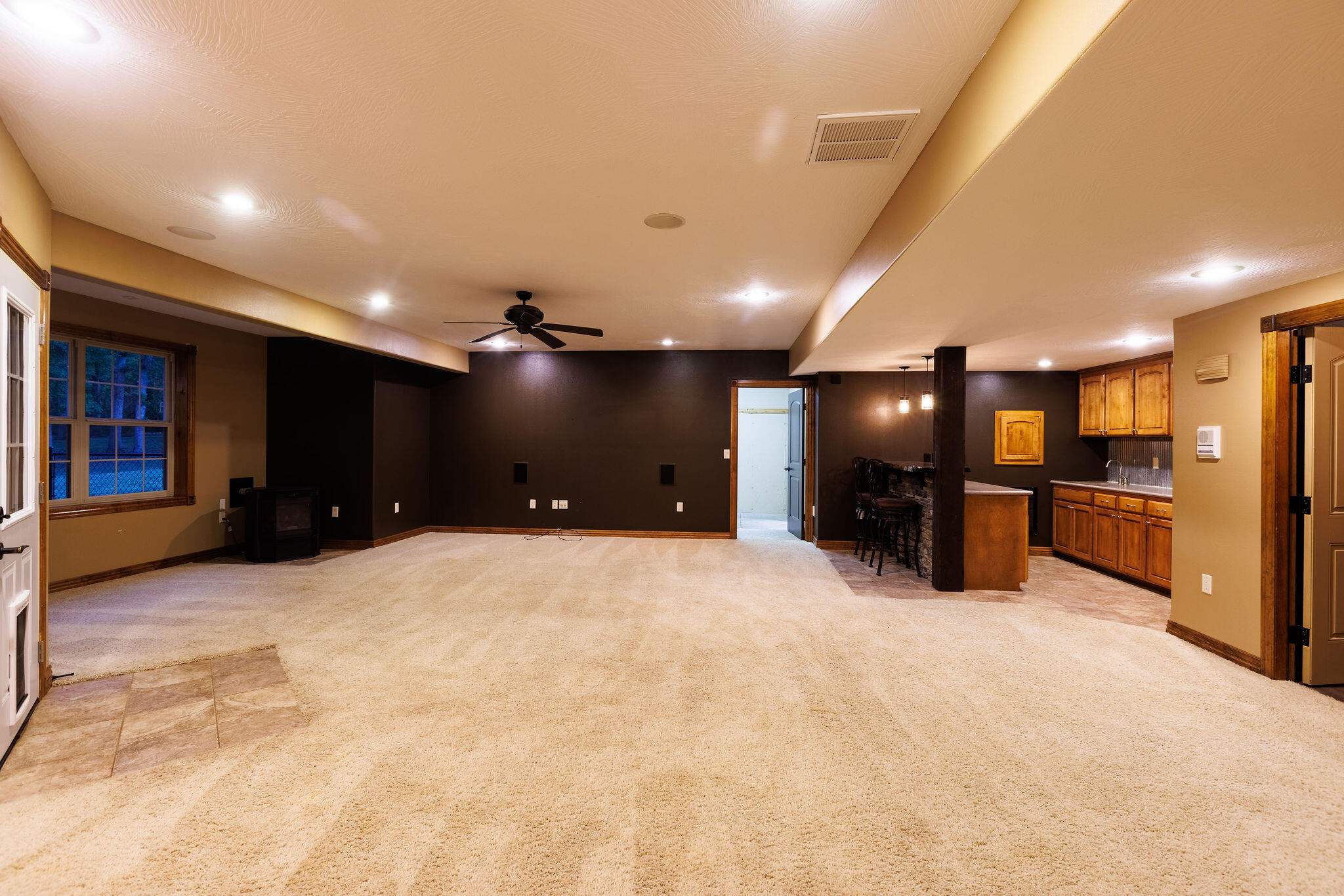 1657 South Timber Lake Drive Property Photo 28