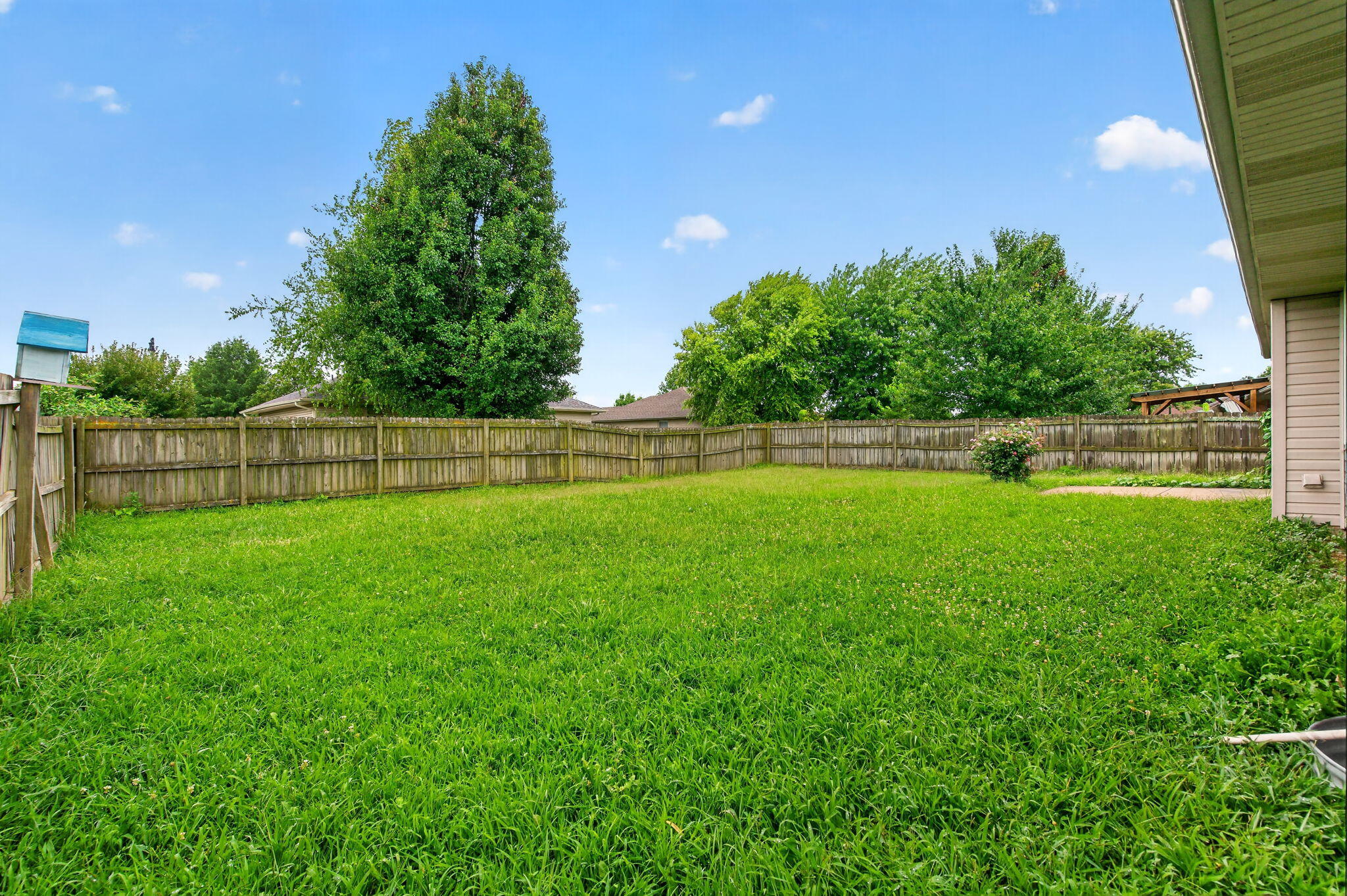 1102 East Chesapeake Drive Property Photo 25