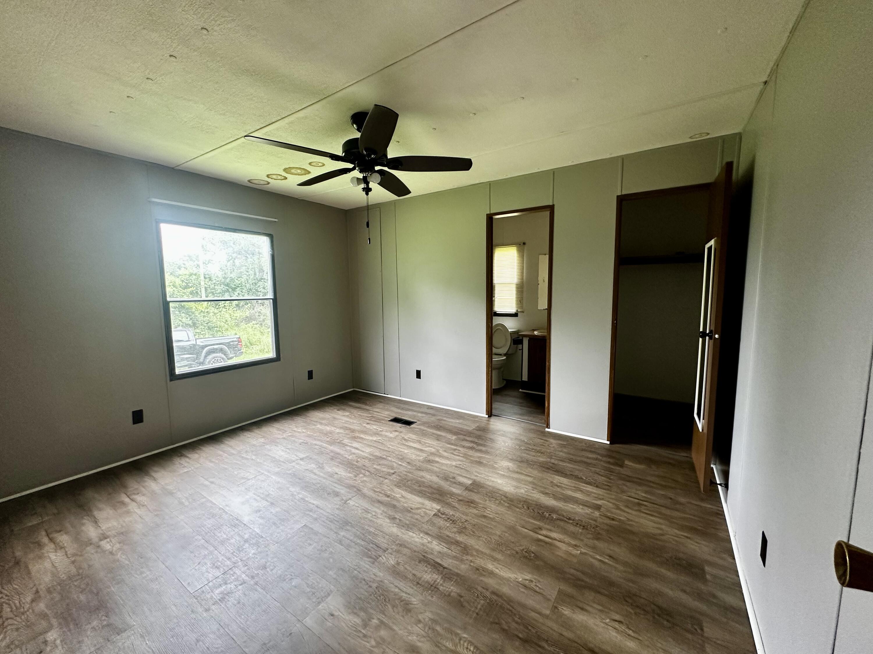 462 Fillmer Avenue Property Photo 4