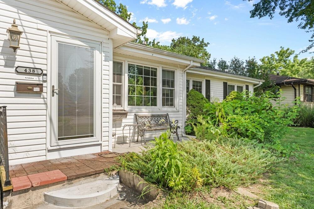 438 South Belcrest Avenue Property Photo 4