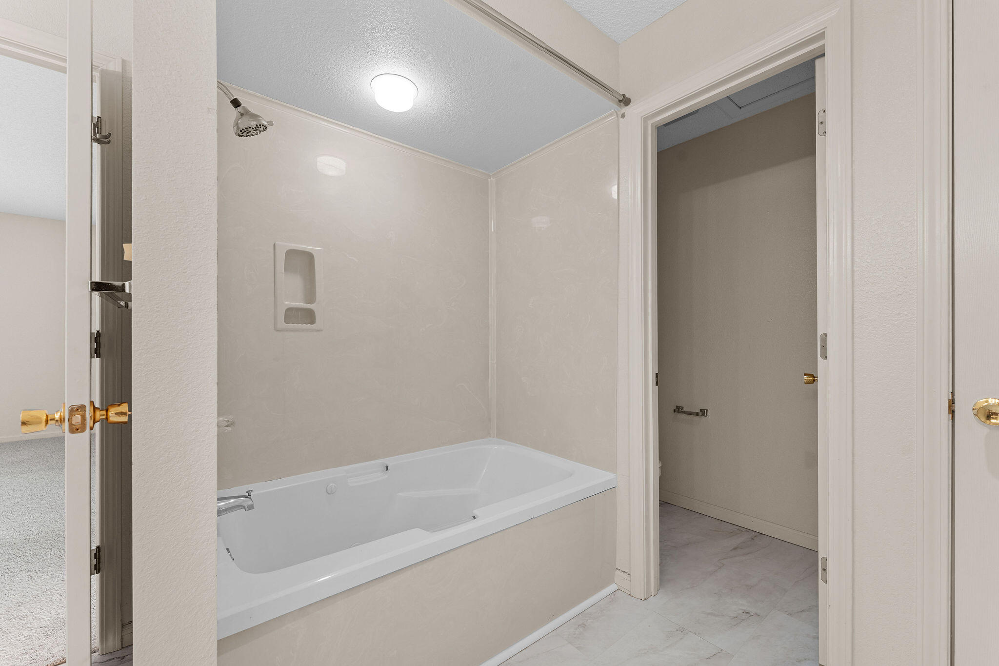 350 South Wildwood Drive # 18 Property Photo 16