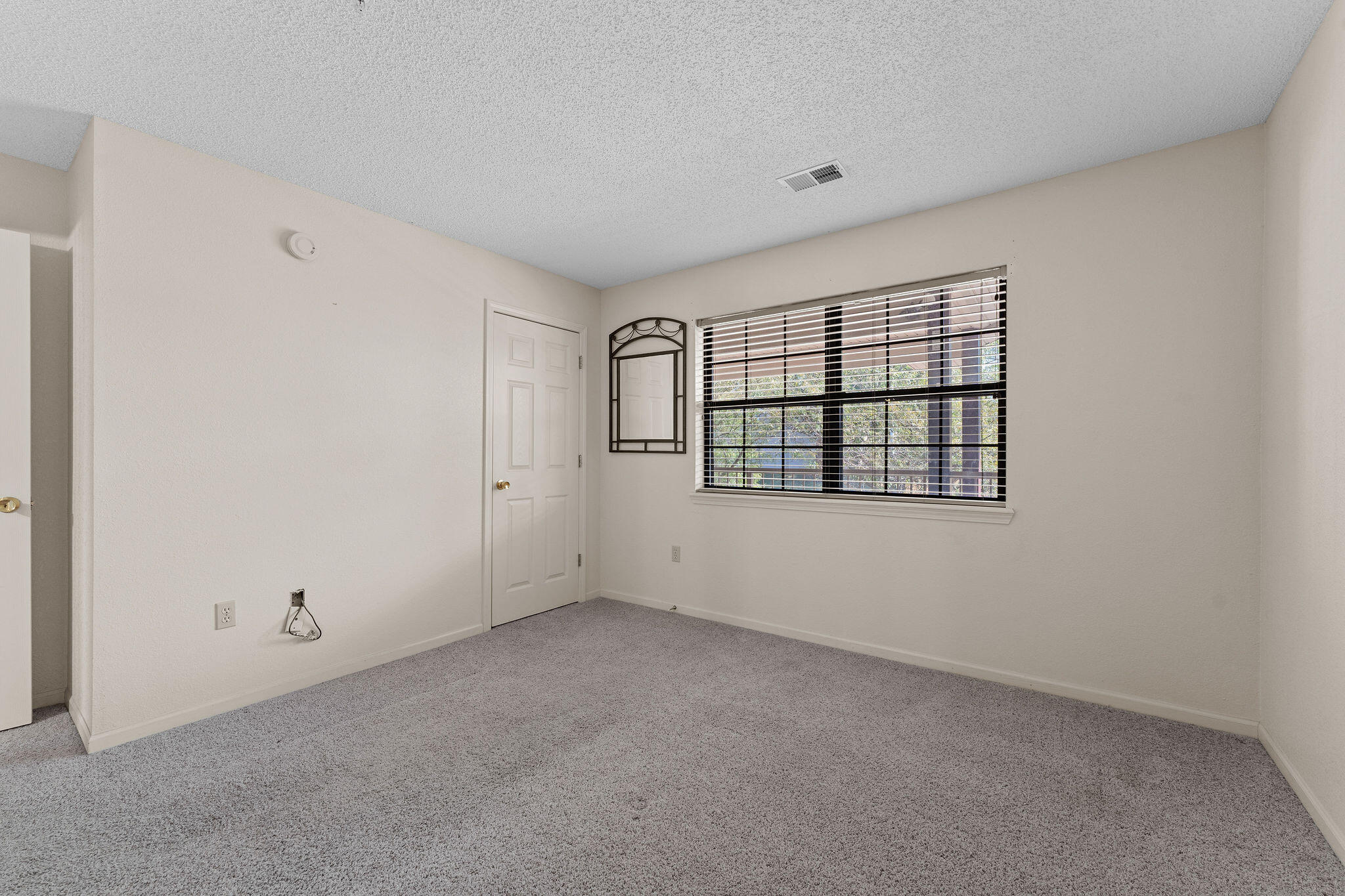 350 South Wildwood Drive # 18 Property Photo 18