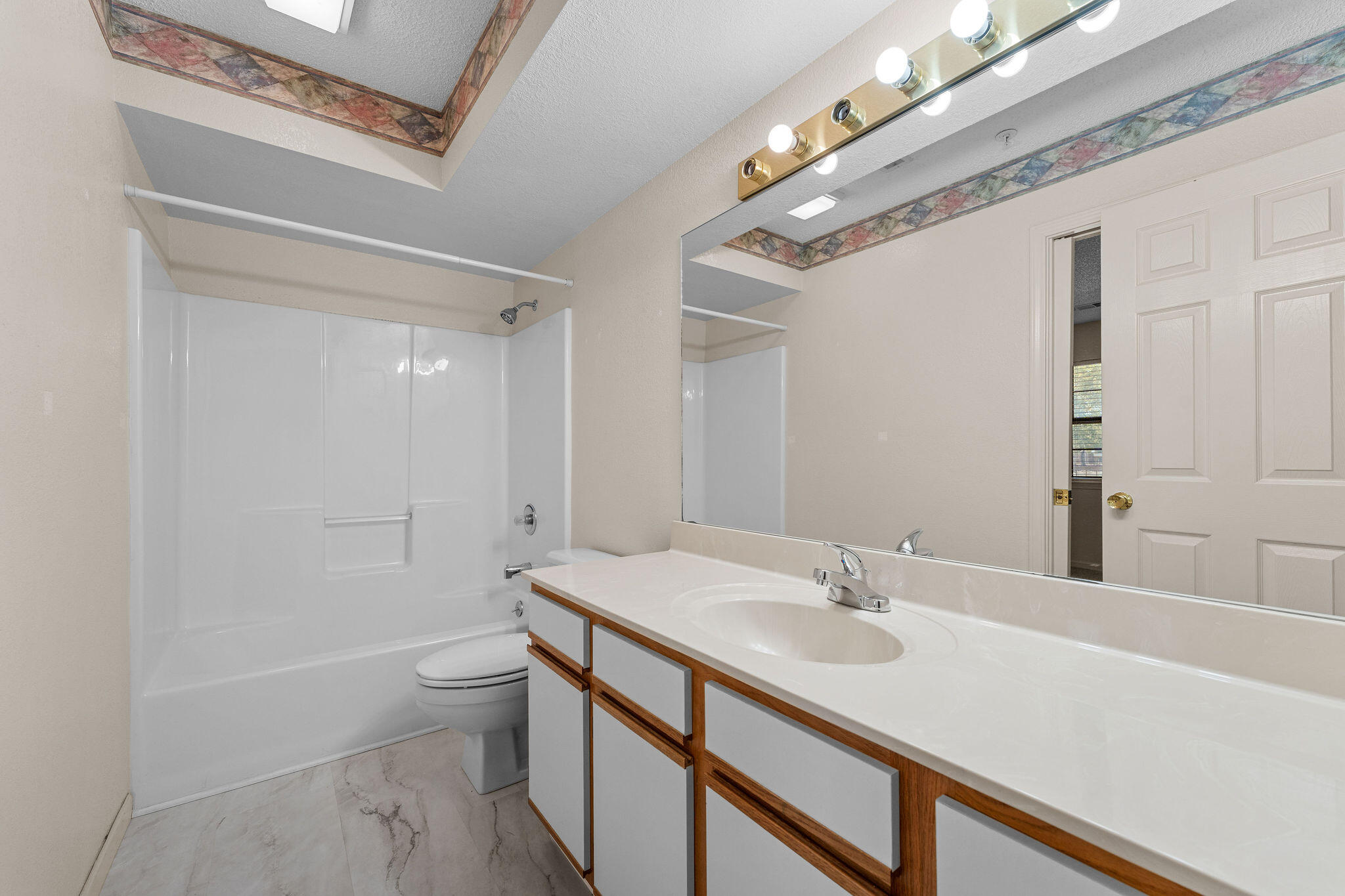 350 South Wildwood Drive # 18 Property Photo 19