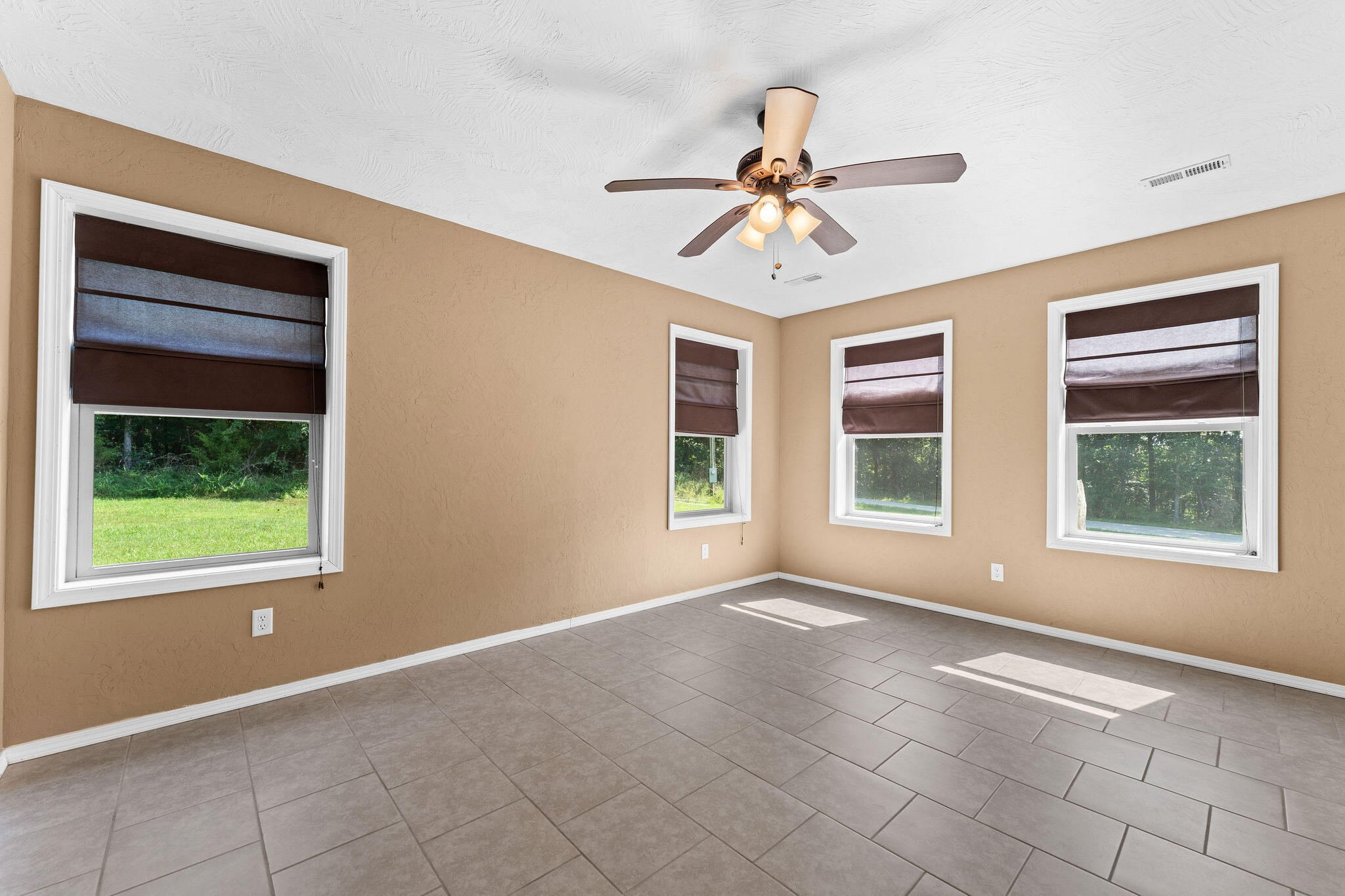 888 Melody Mountain Road Property Photo 6