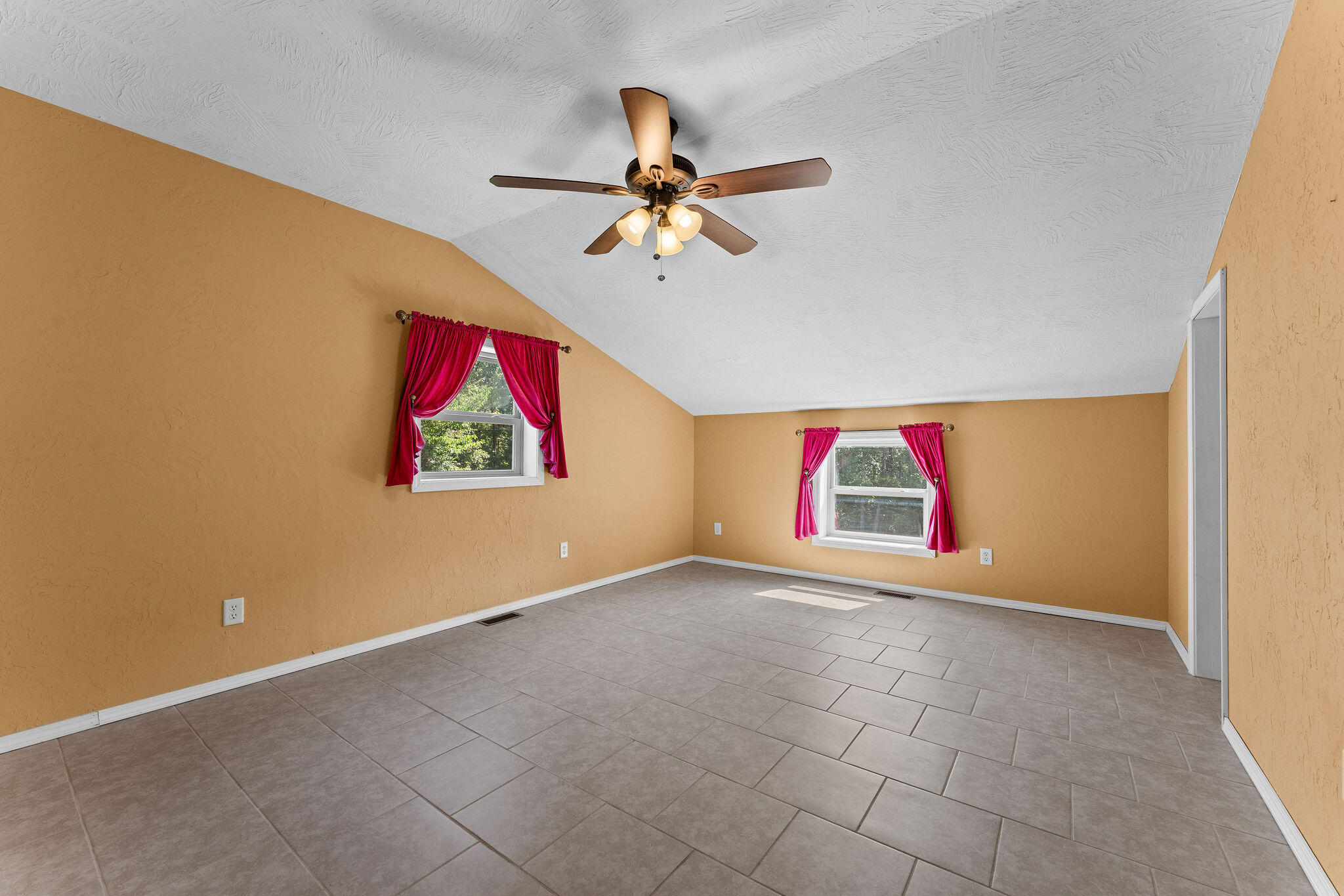 888 Melody Mountain Road Property Photo 16