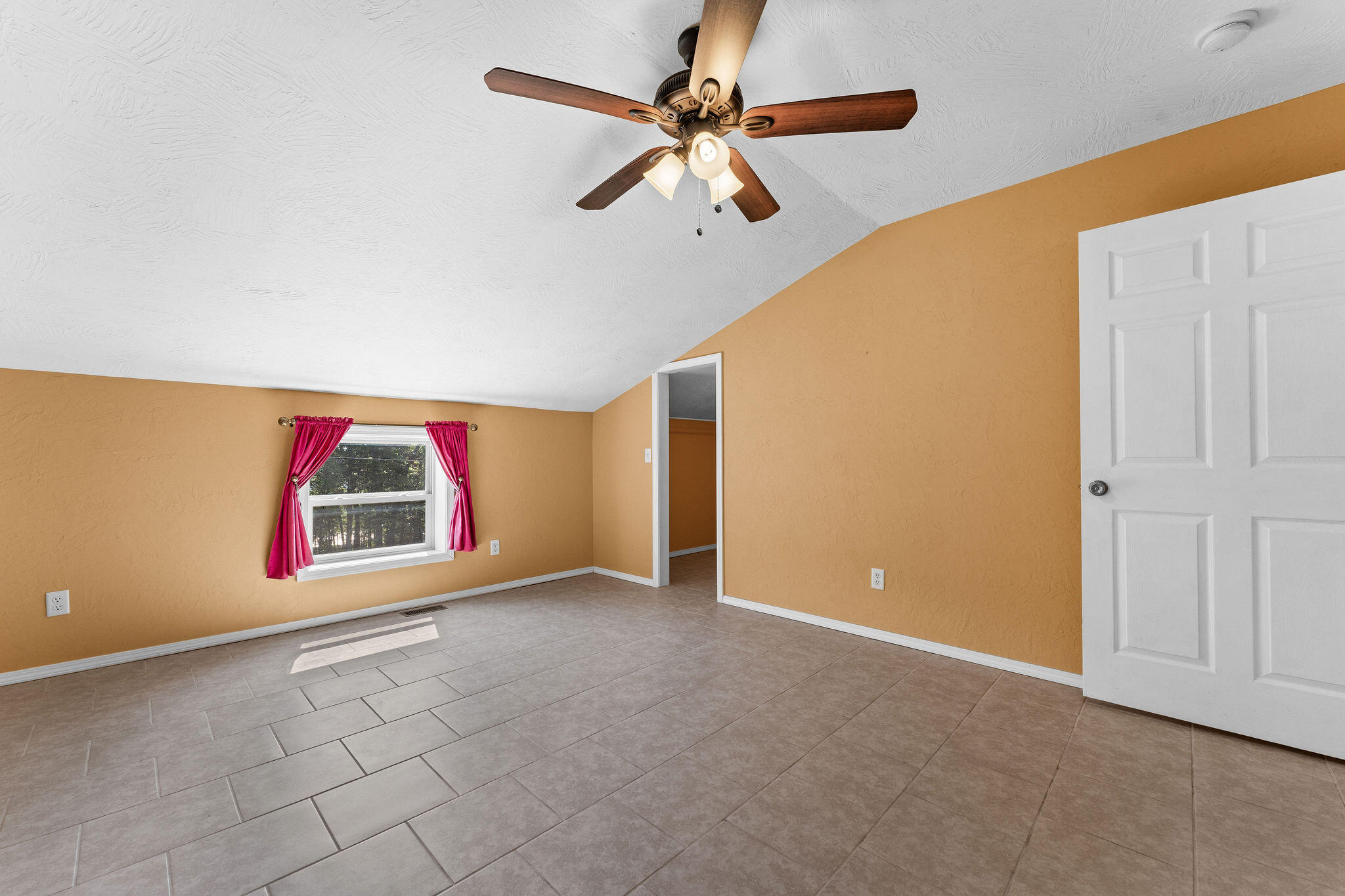 888 Melody Mountain Road Property Photo 17