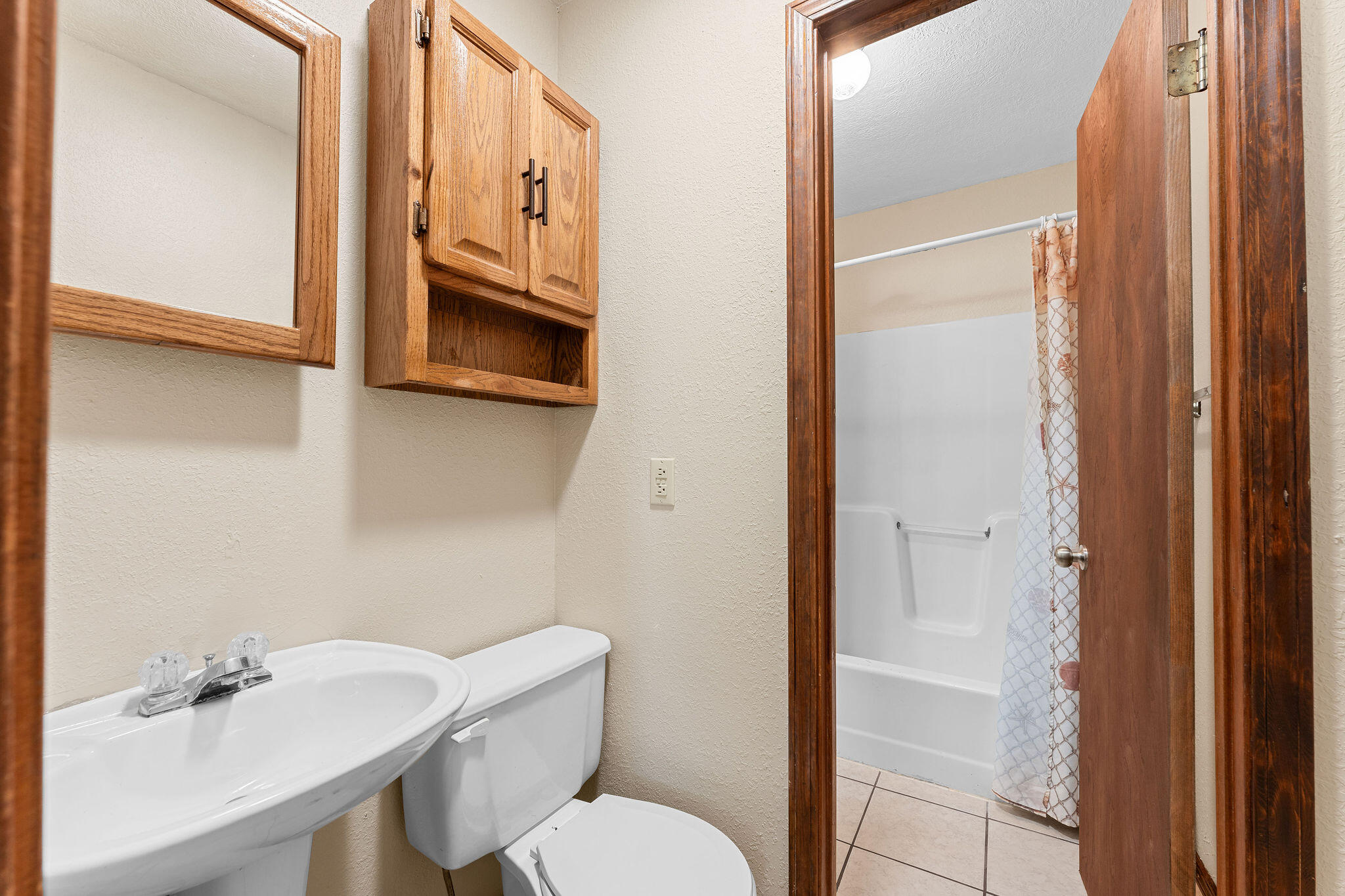 325 Red Bud Lane Property Photo 12