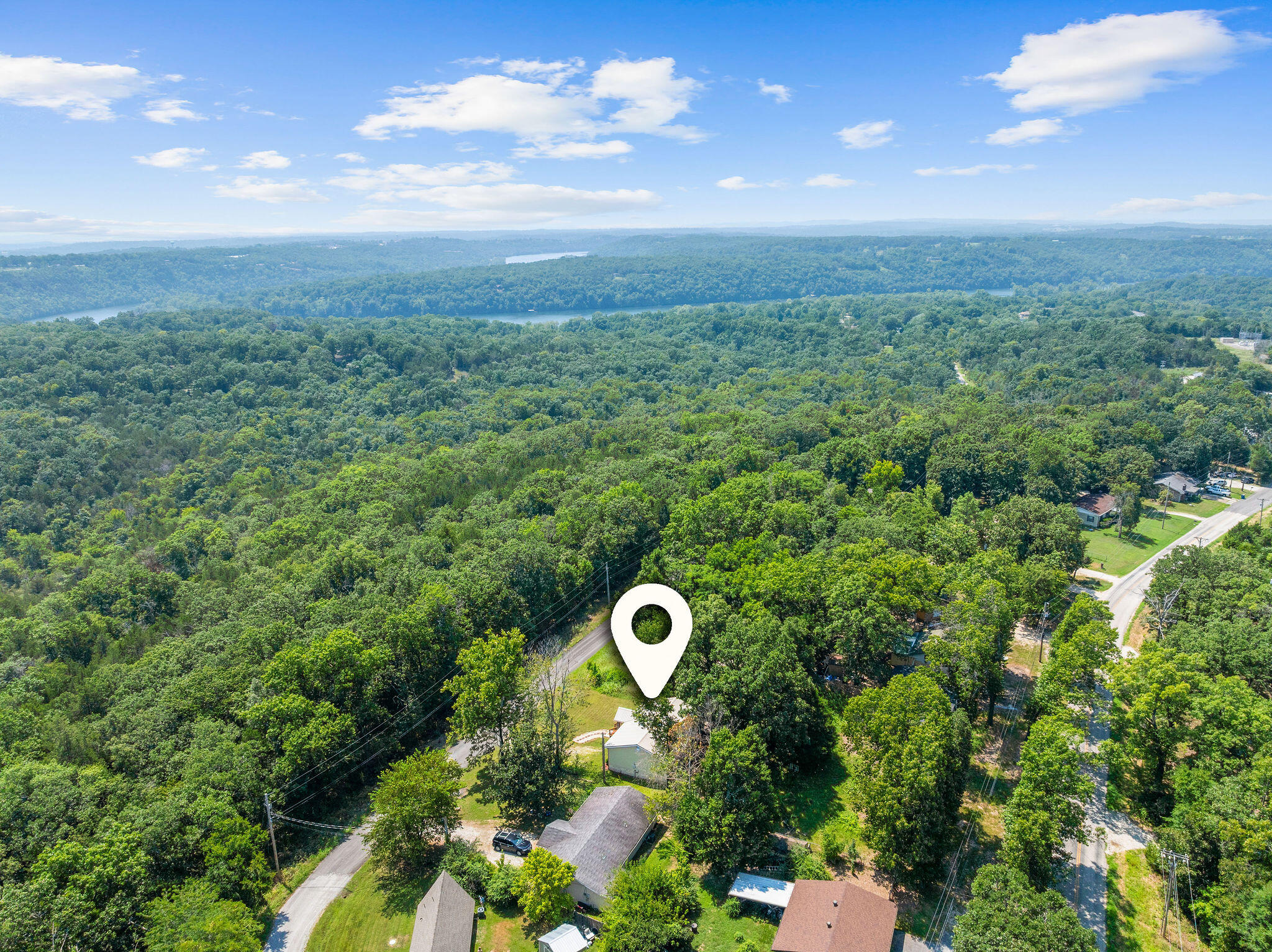 325 Red Bud Lane Property Photo 18