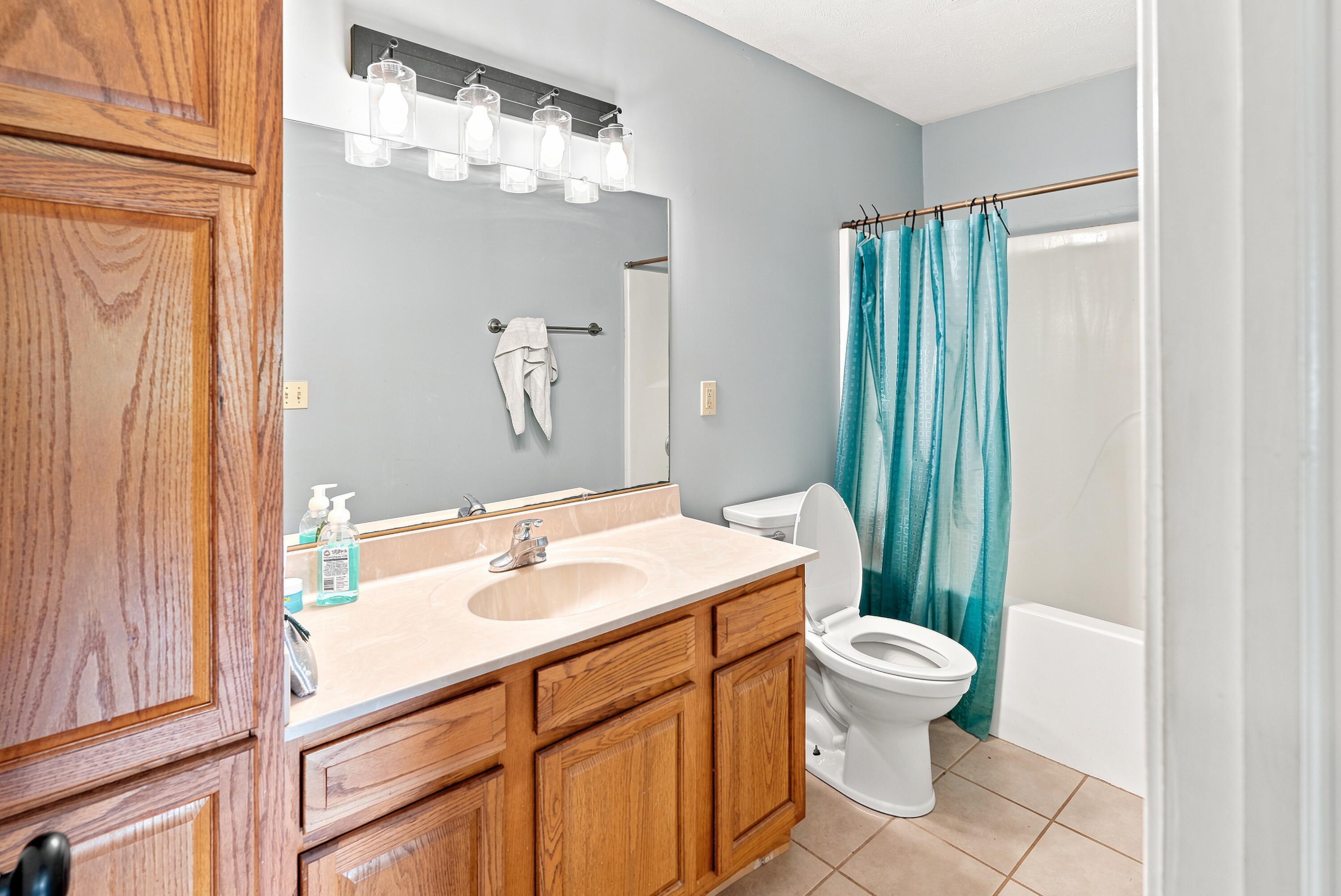 2098 Private Road 7380 Property Photo 19