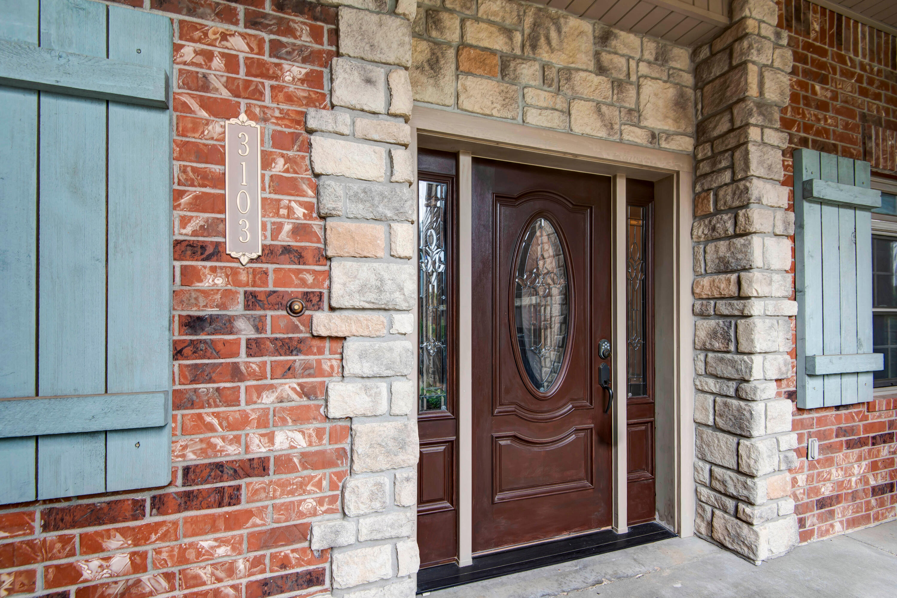 3103 Riverstone Drive Property Photo 5