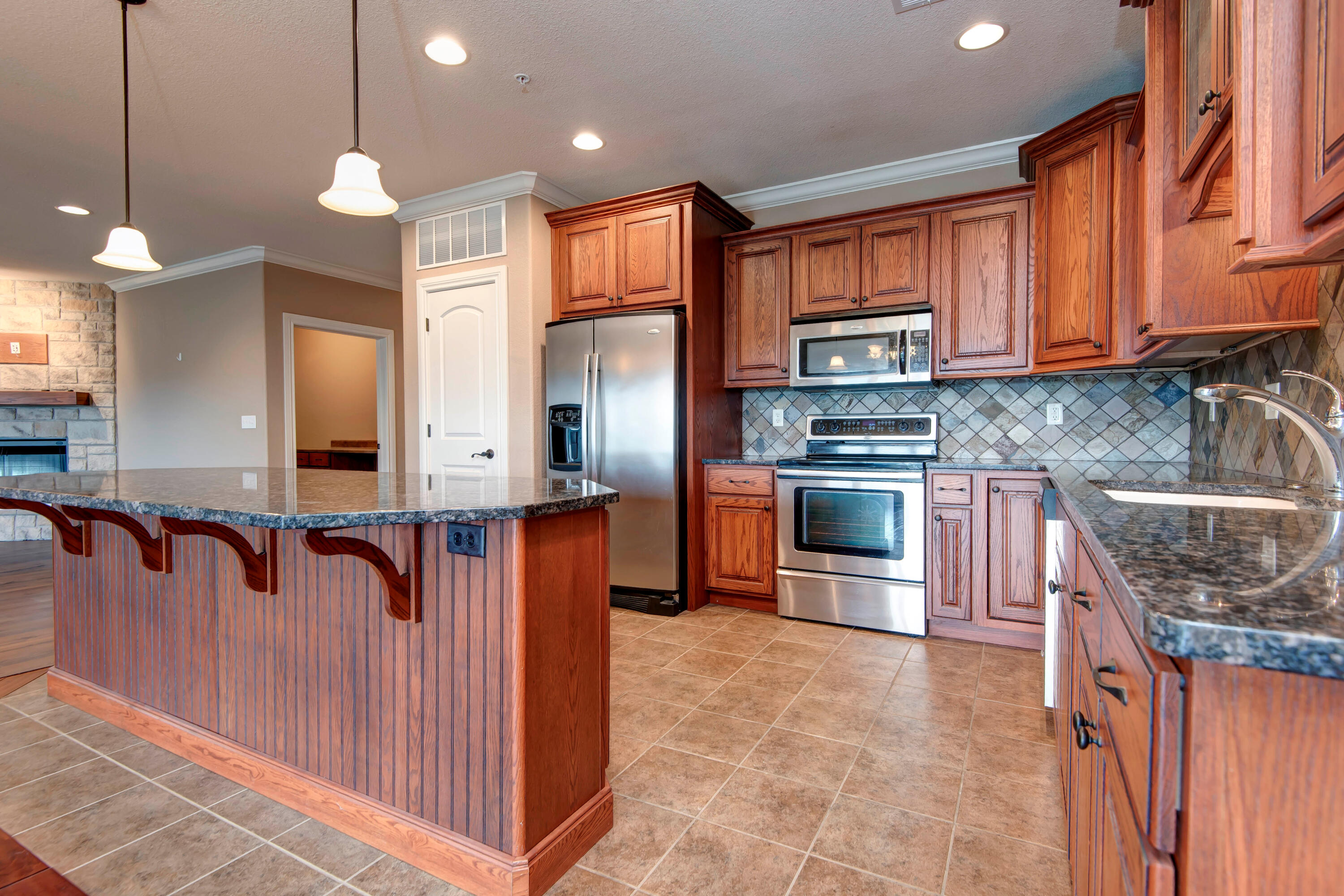 3103 Riverstone Drive Property Photo 6