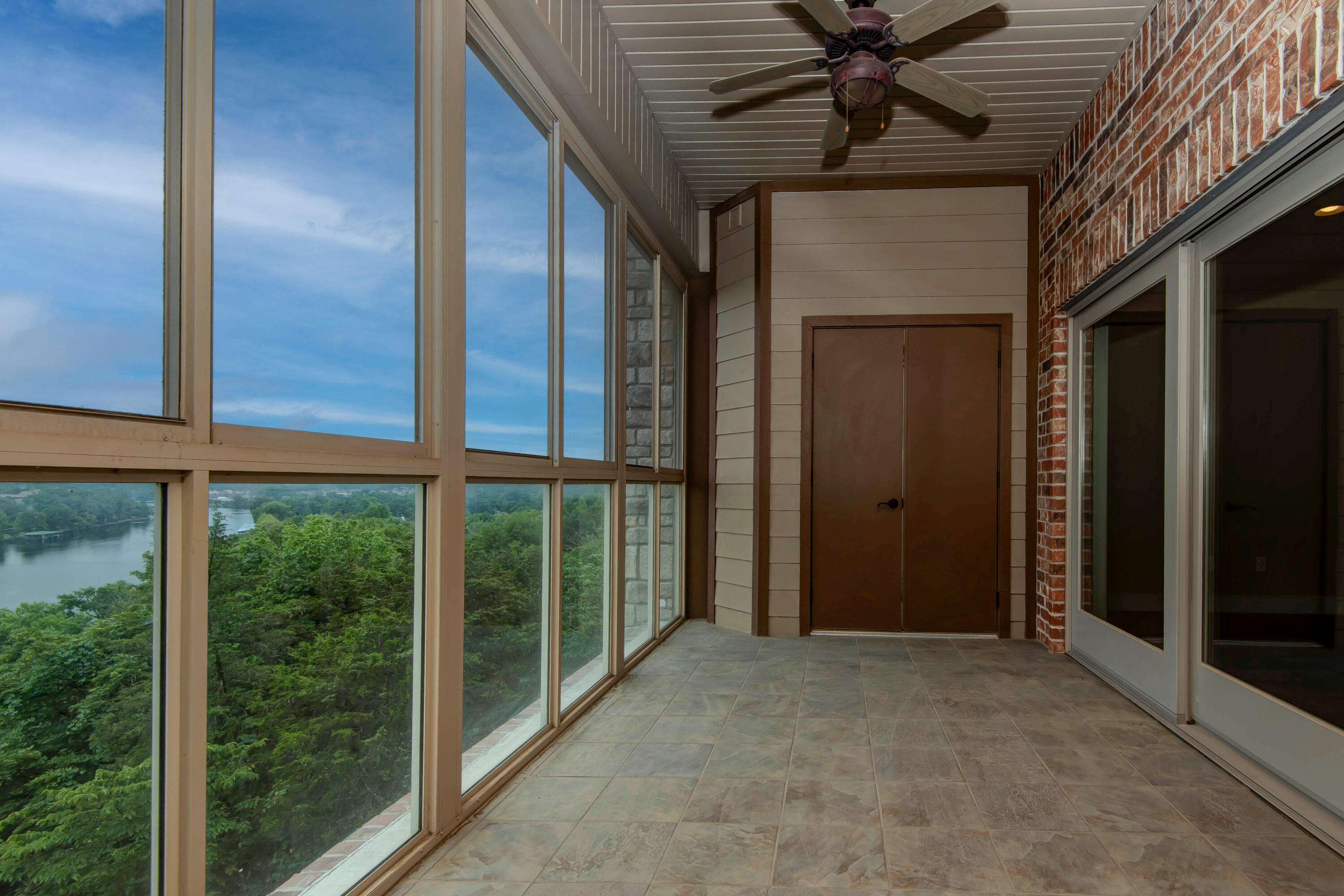 3103 Riverstone Drive Property Photo 12