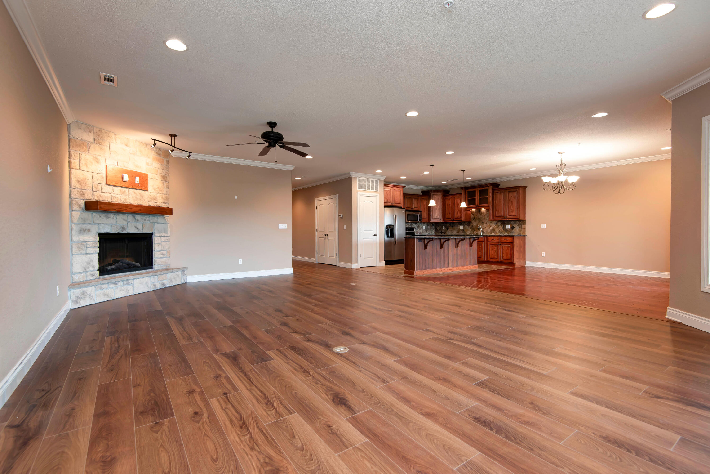 3103 Riverstone Drive Property Photo 15