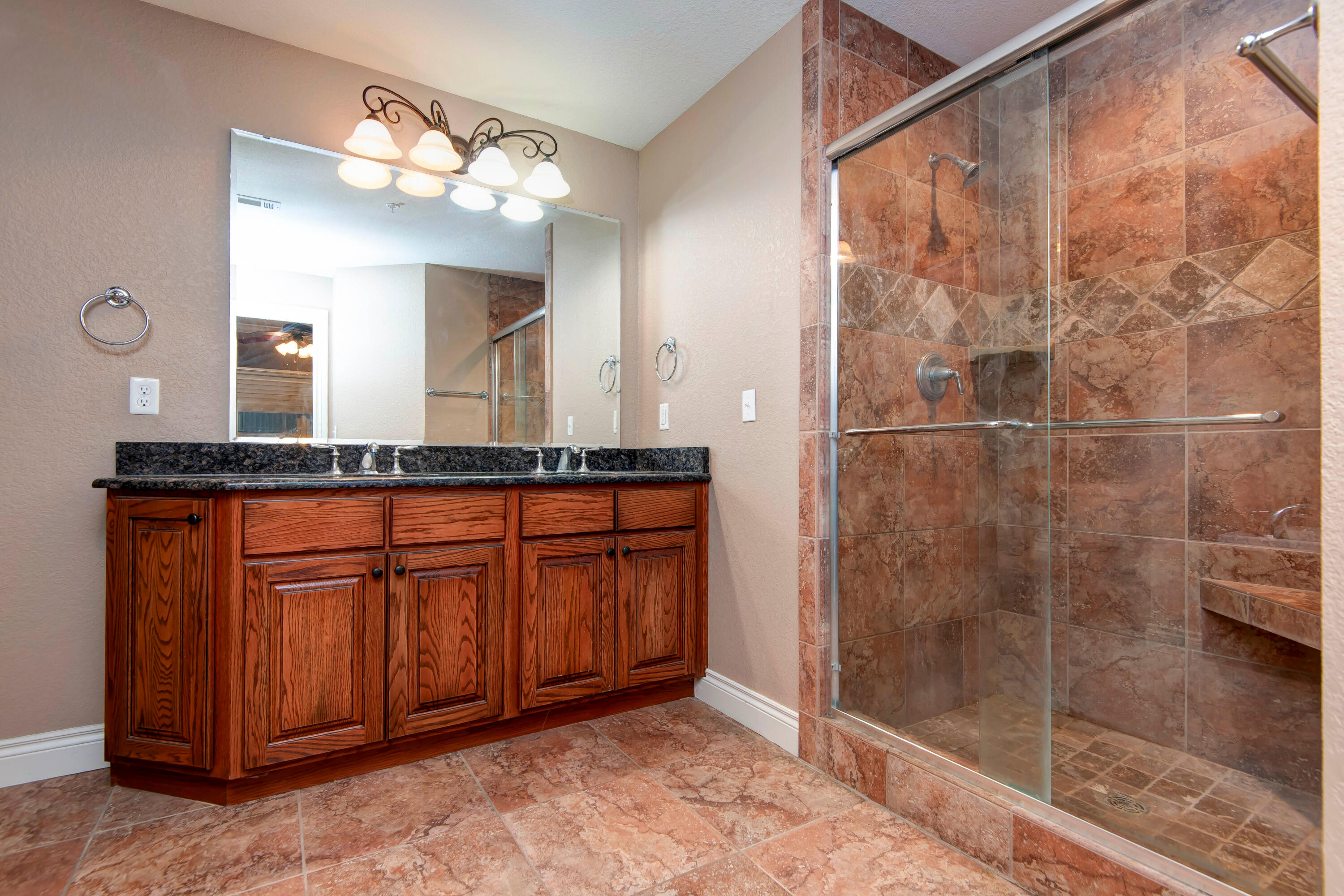 3103 Riverstone Drive Property Photo 23