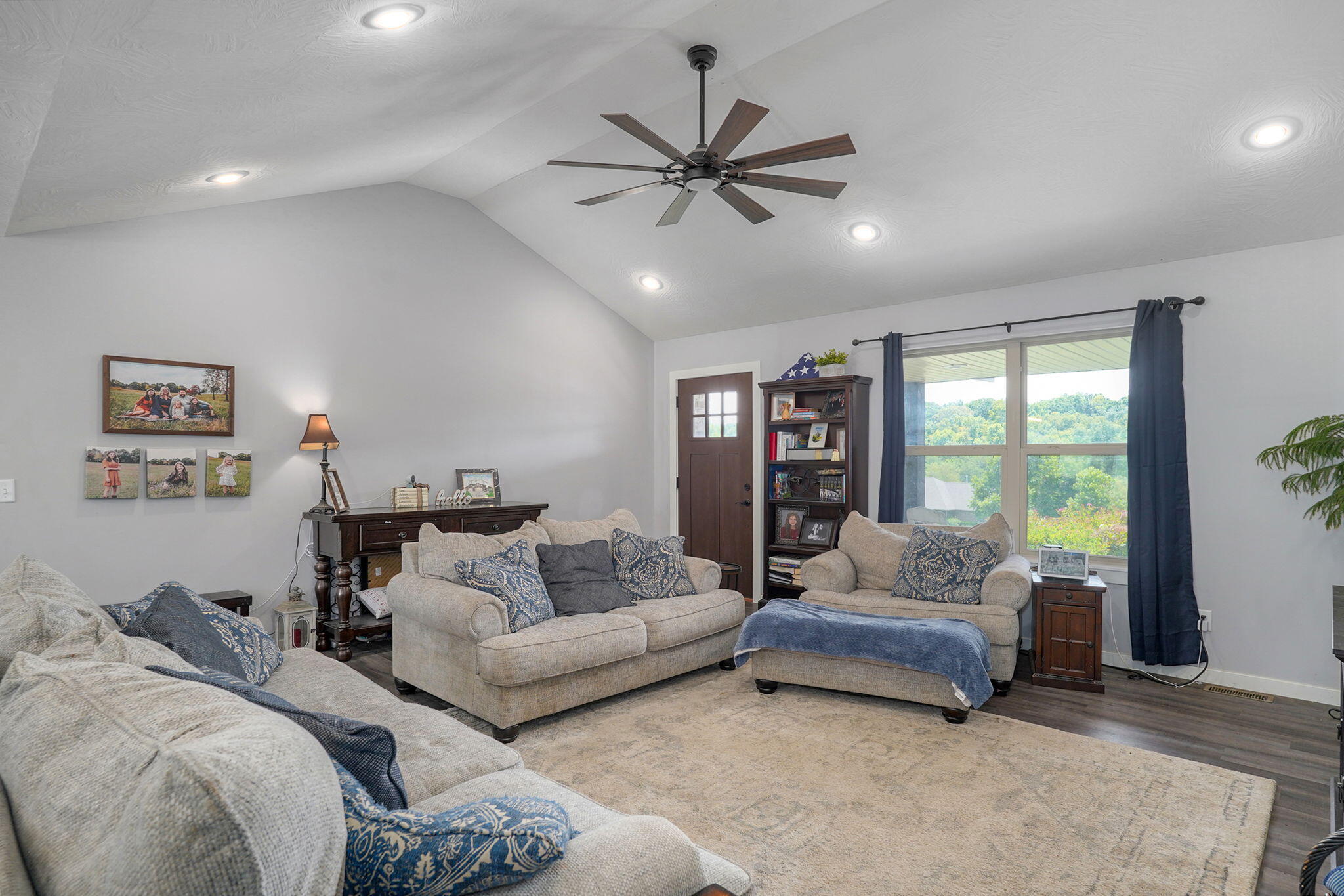 742 Azalea Lane Property Photo 13