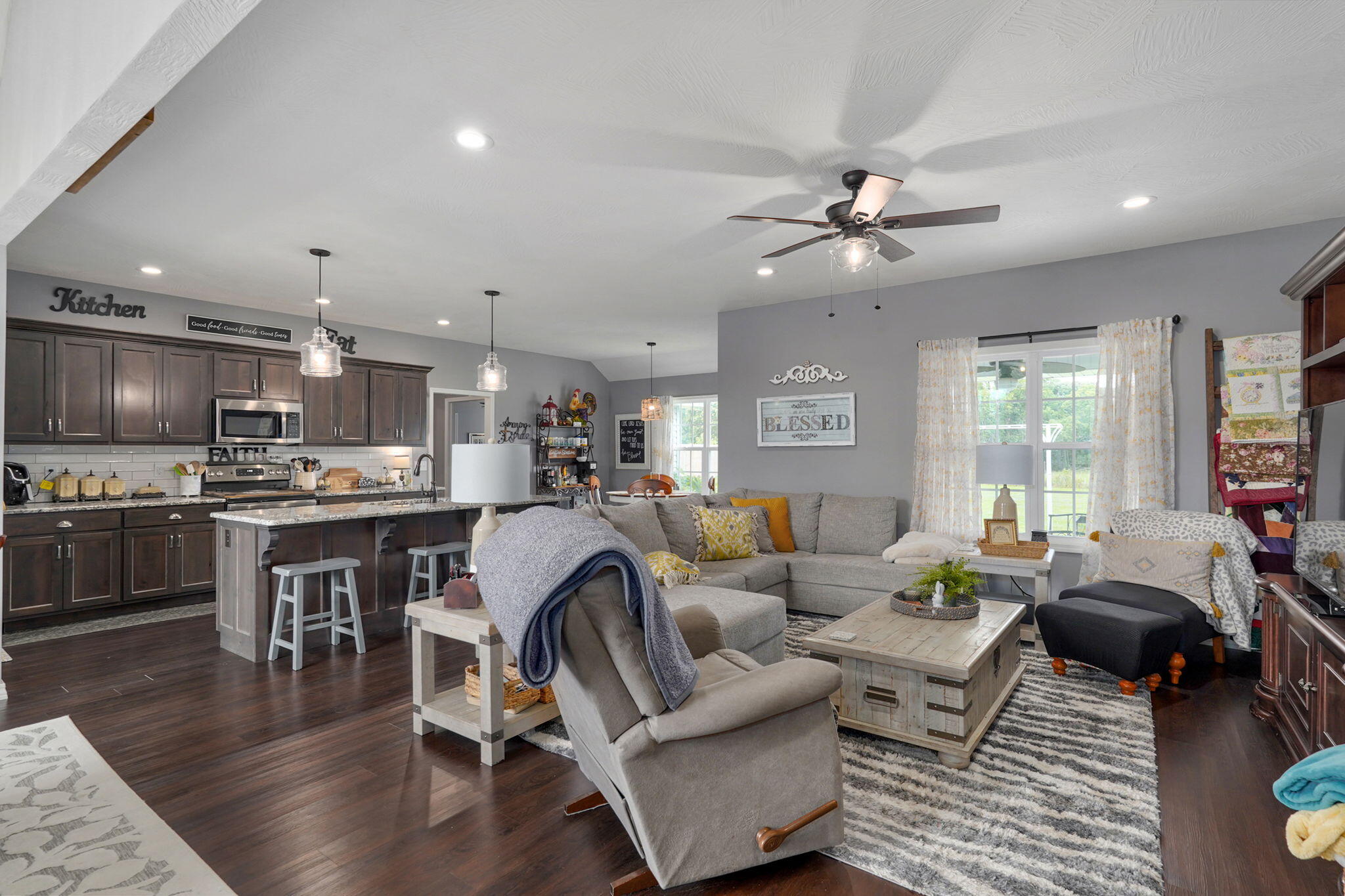 1188 Robins Nest Property Photo 4