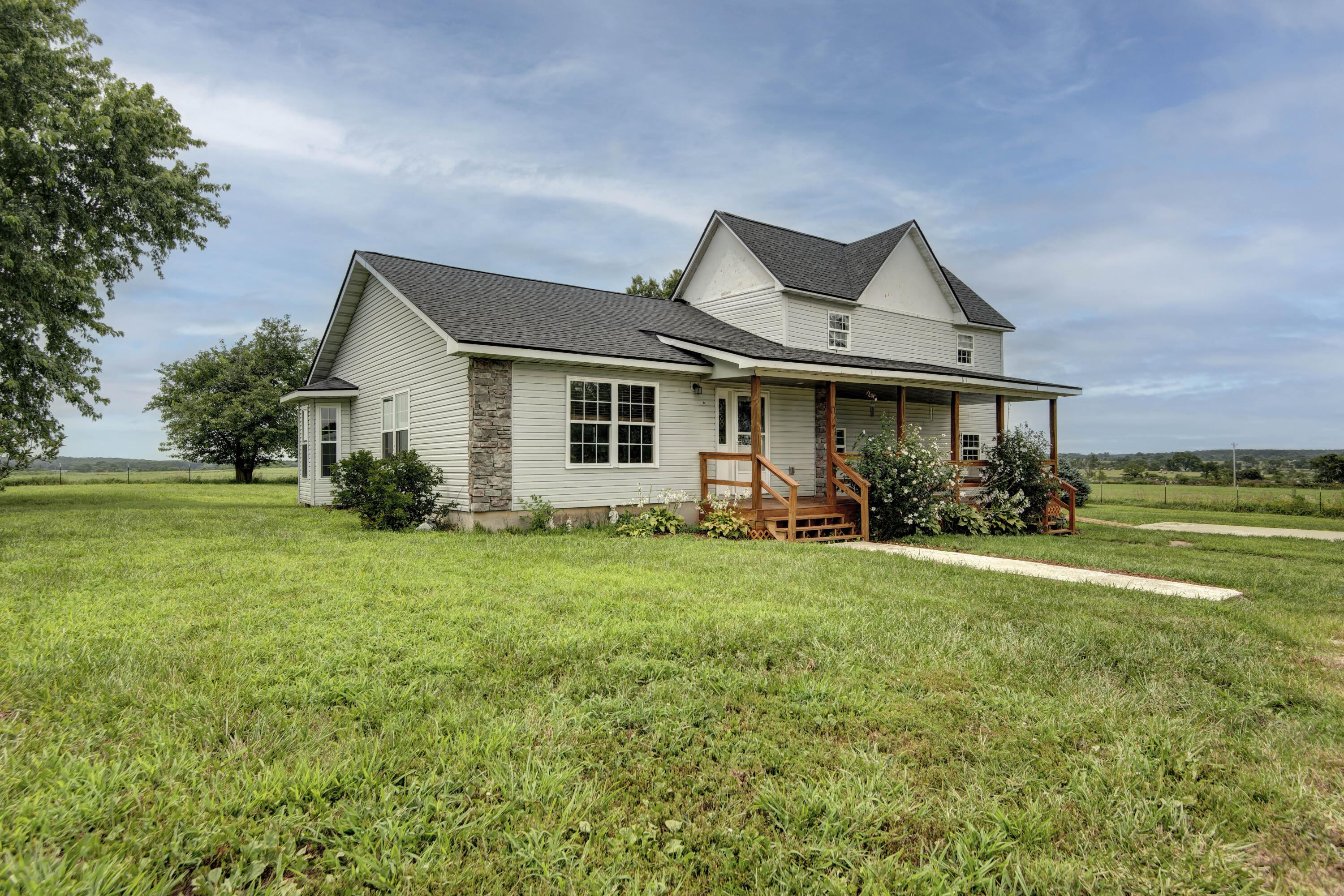 26982 State Highway 38 Property Photo 10