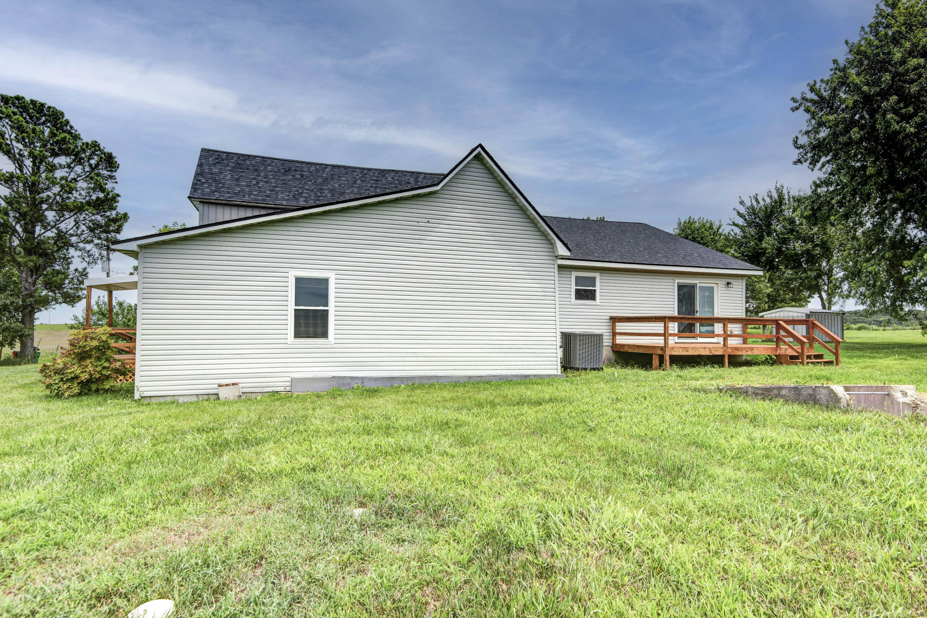 26982 State Highway 38 Property Photo 12