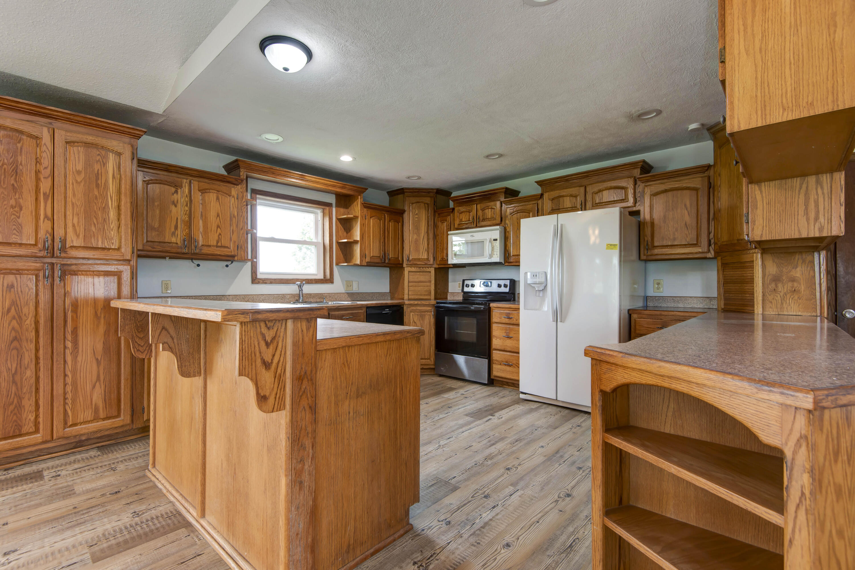 26982 State Highway 38 Property Photo 22