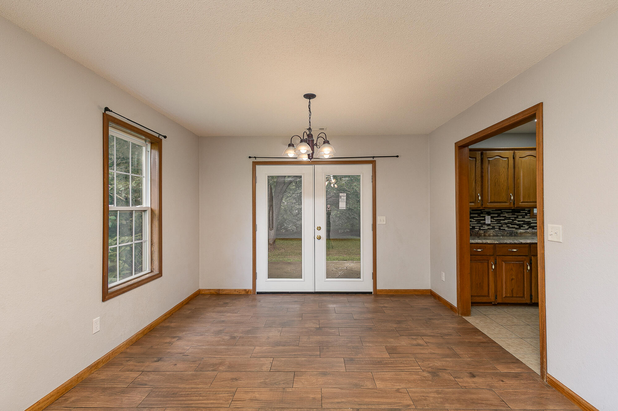 1206 South Killingsworth Avenue Property Photo 7