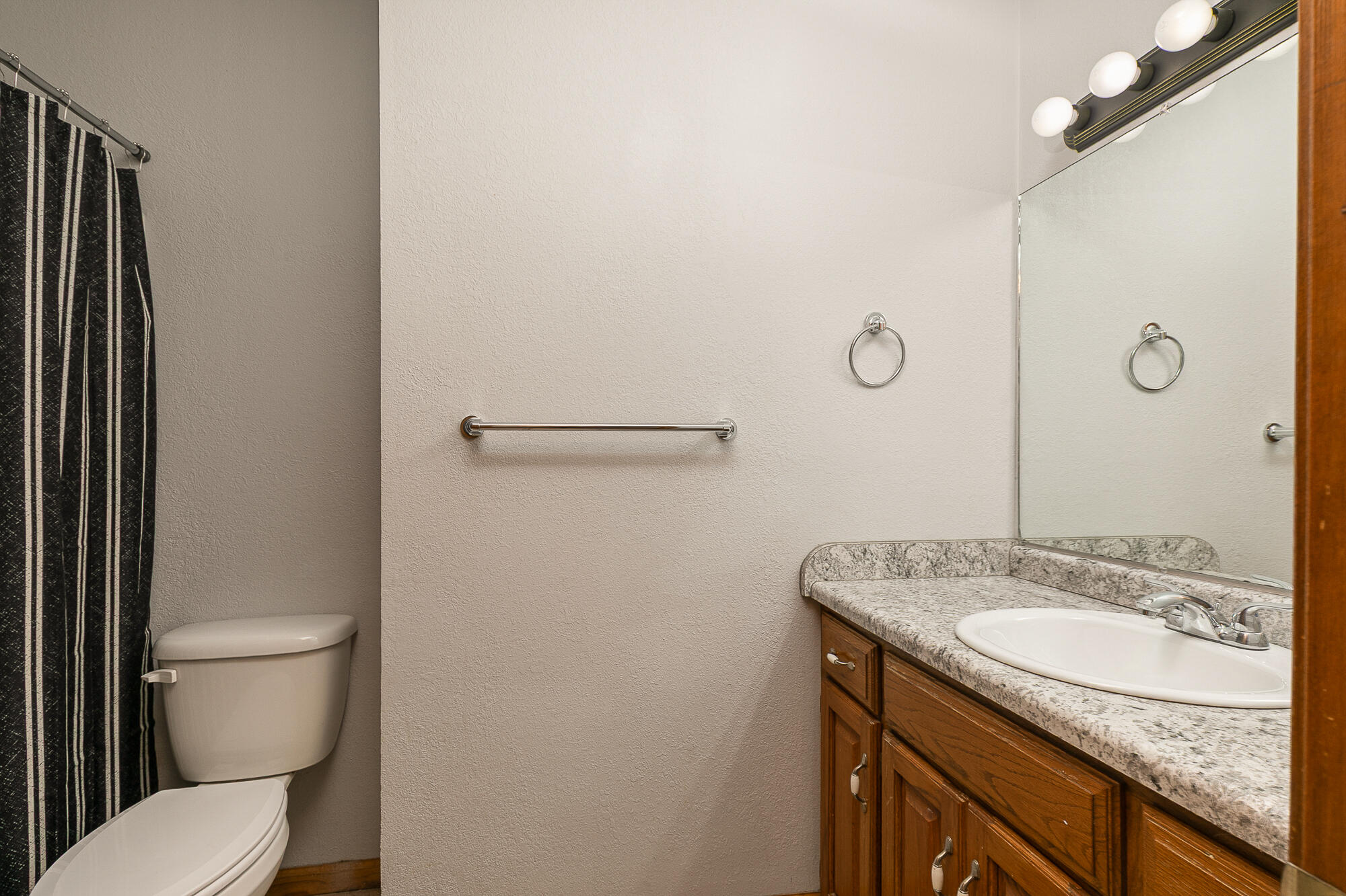 1206 South Killingsworth Avenue Property Photo 14