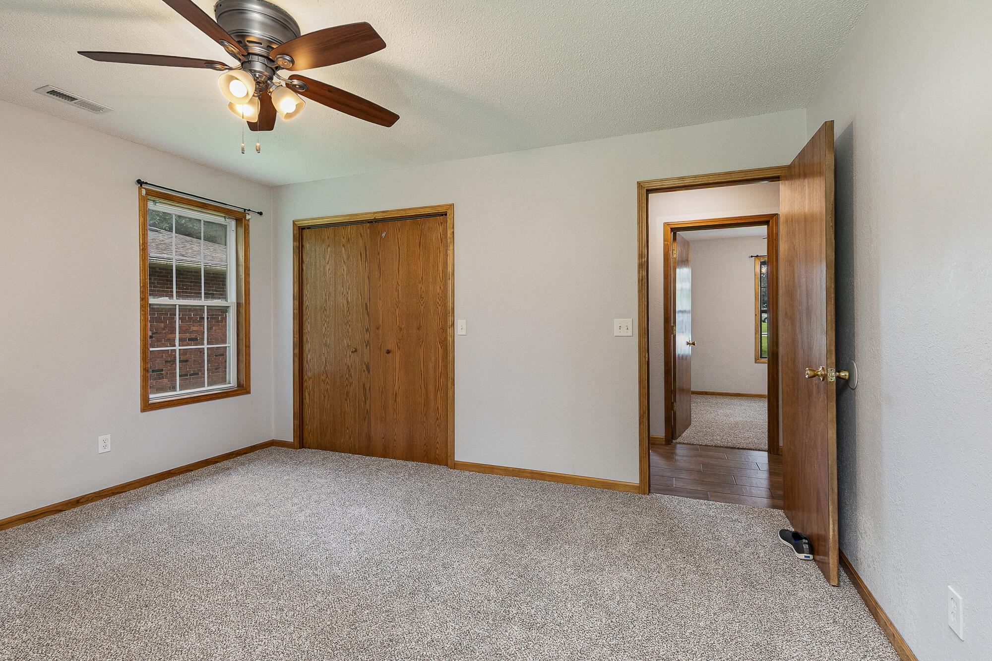 1206 South Killingsworth Avenue Property Photo 16