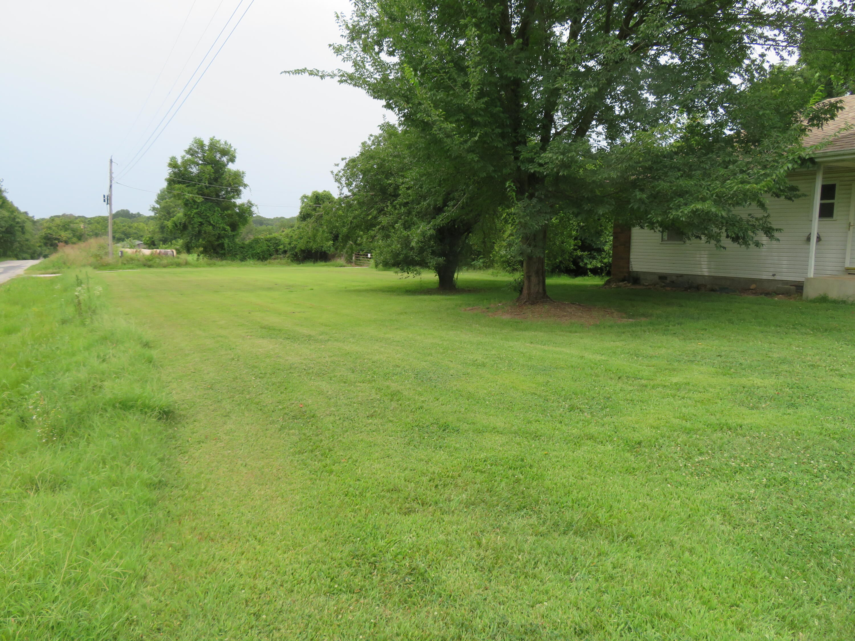 411 East 330th Road Property Photo 6