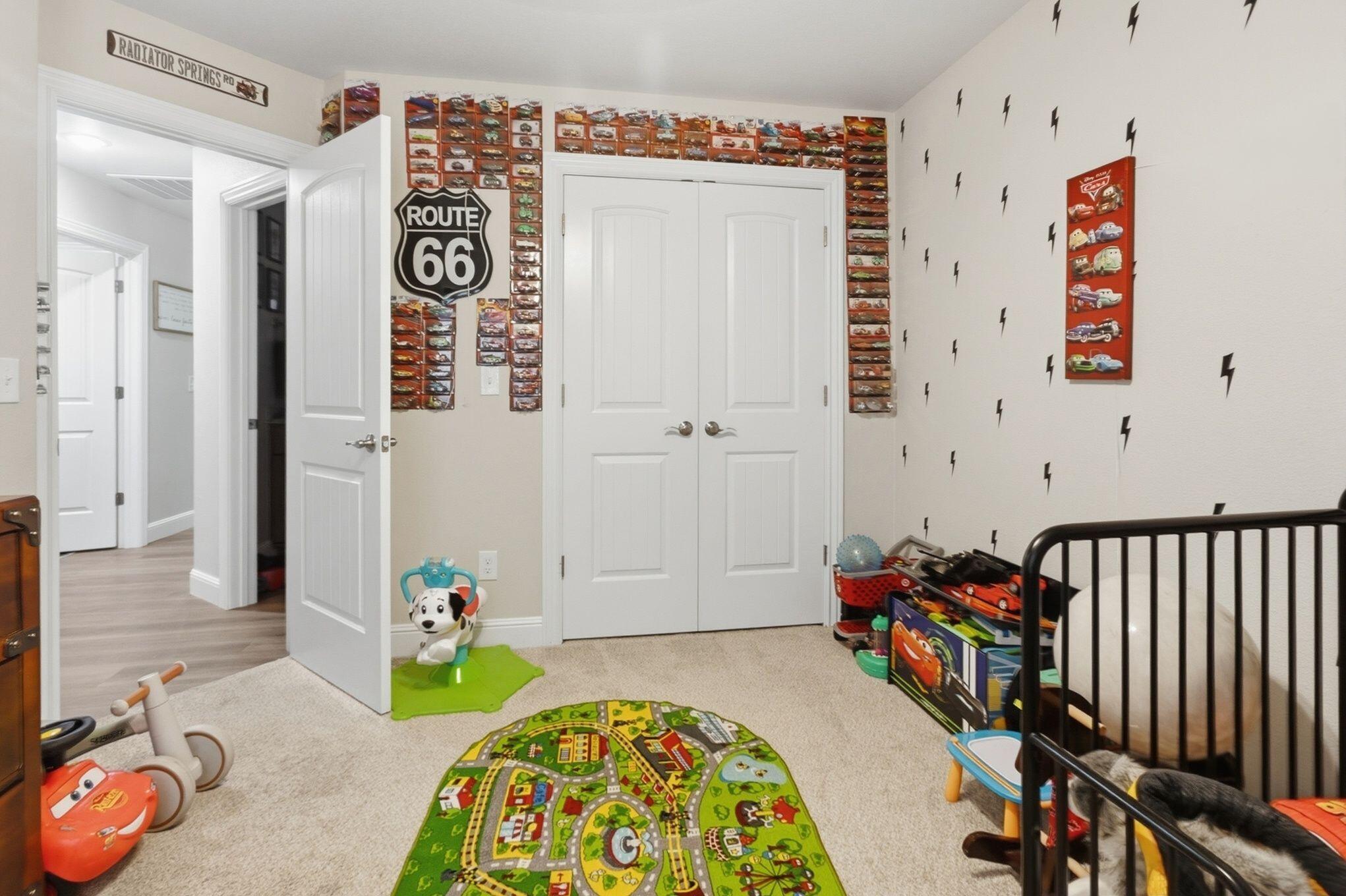 334 North Walnut Avenue Property Photo 19