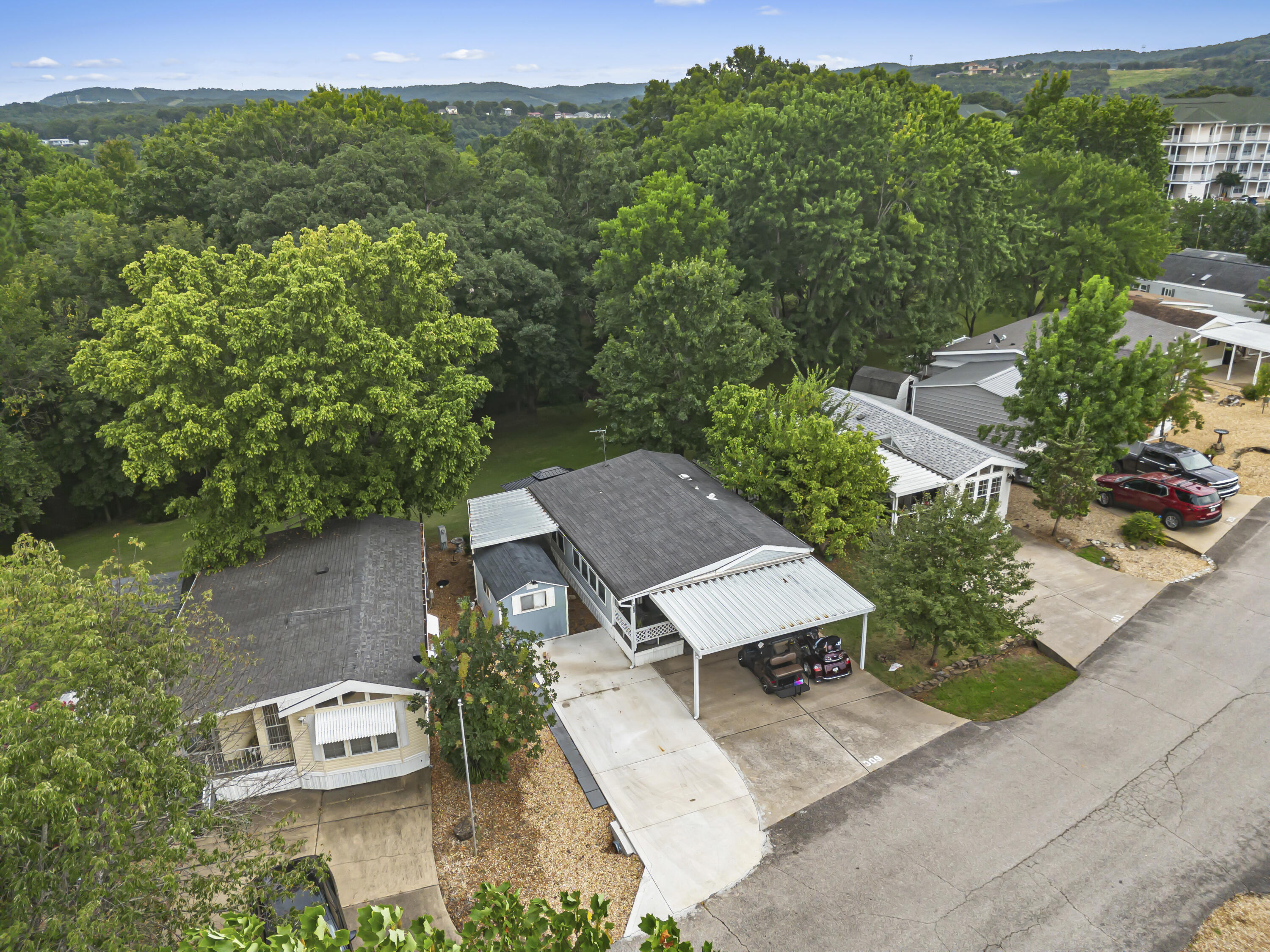 309 Sunshine Circle Property Photo 2