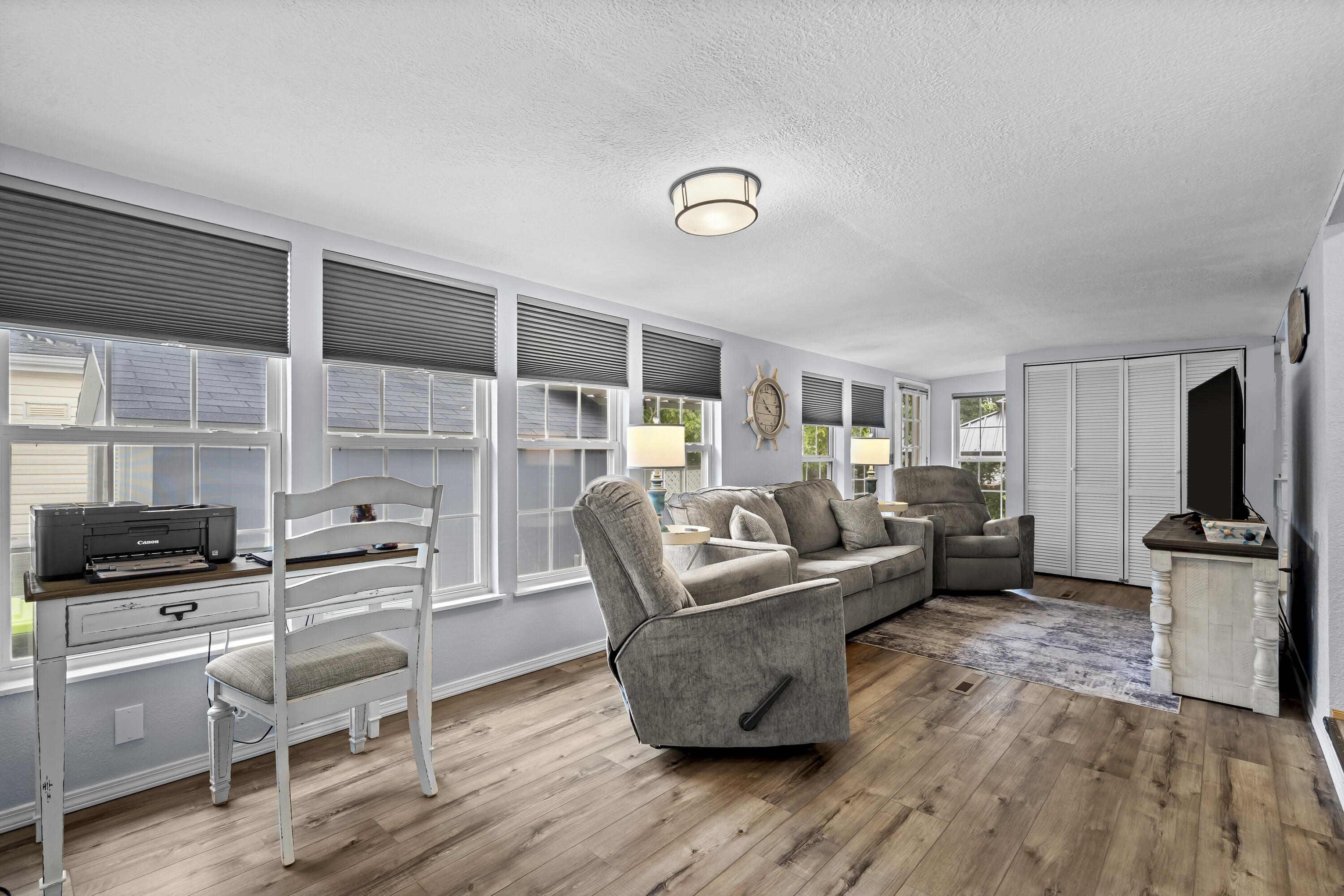 309 Sunshine Circle Property Photo 4