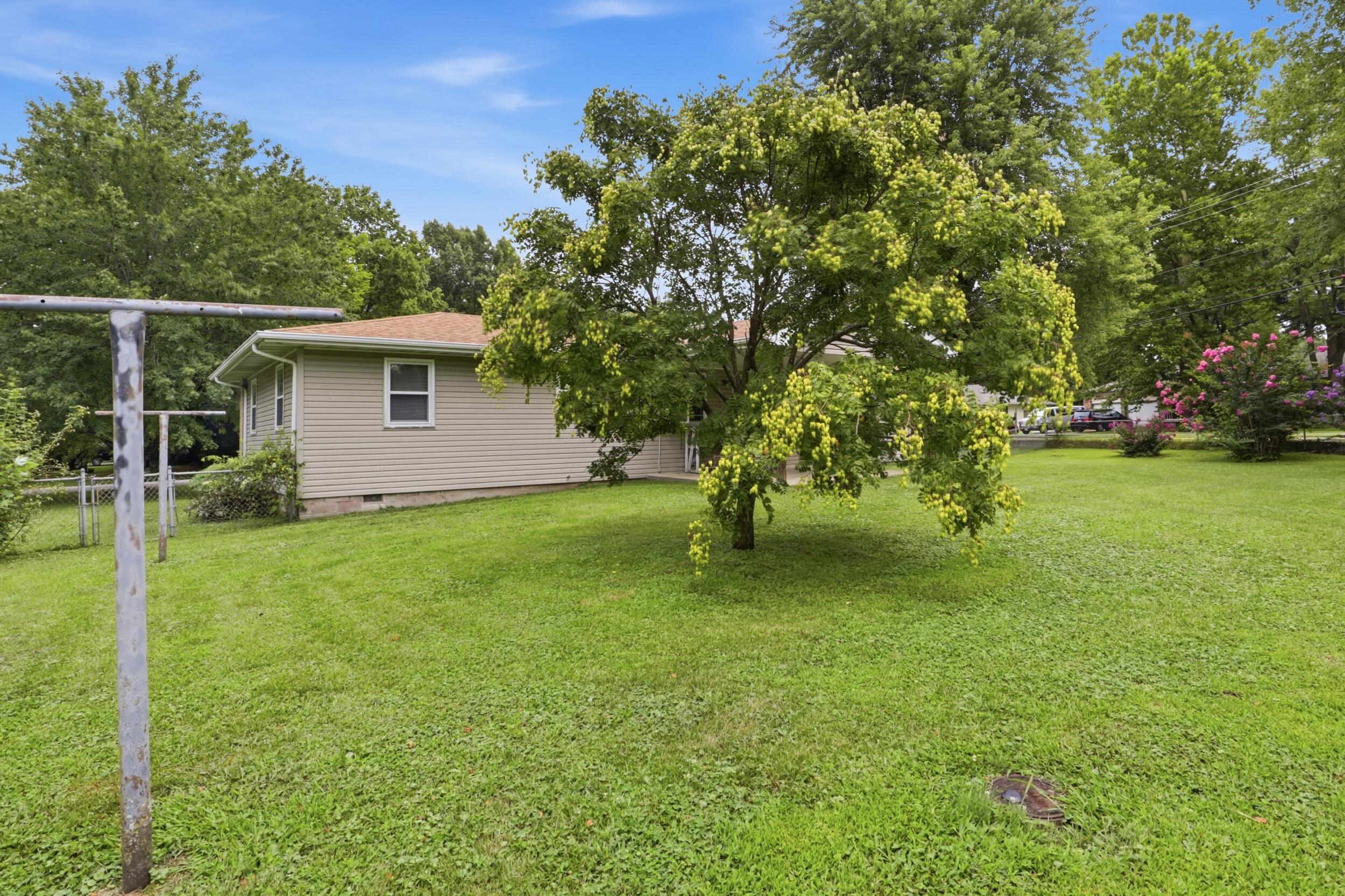 414 West Cooper Street Property Photo 6