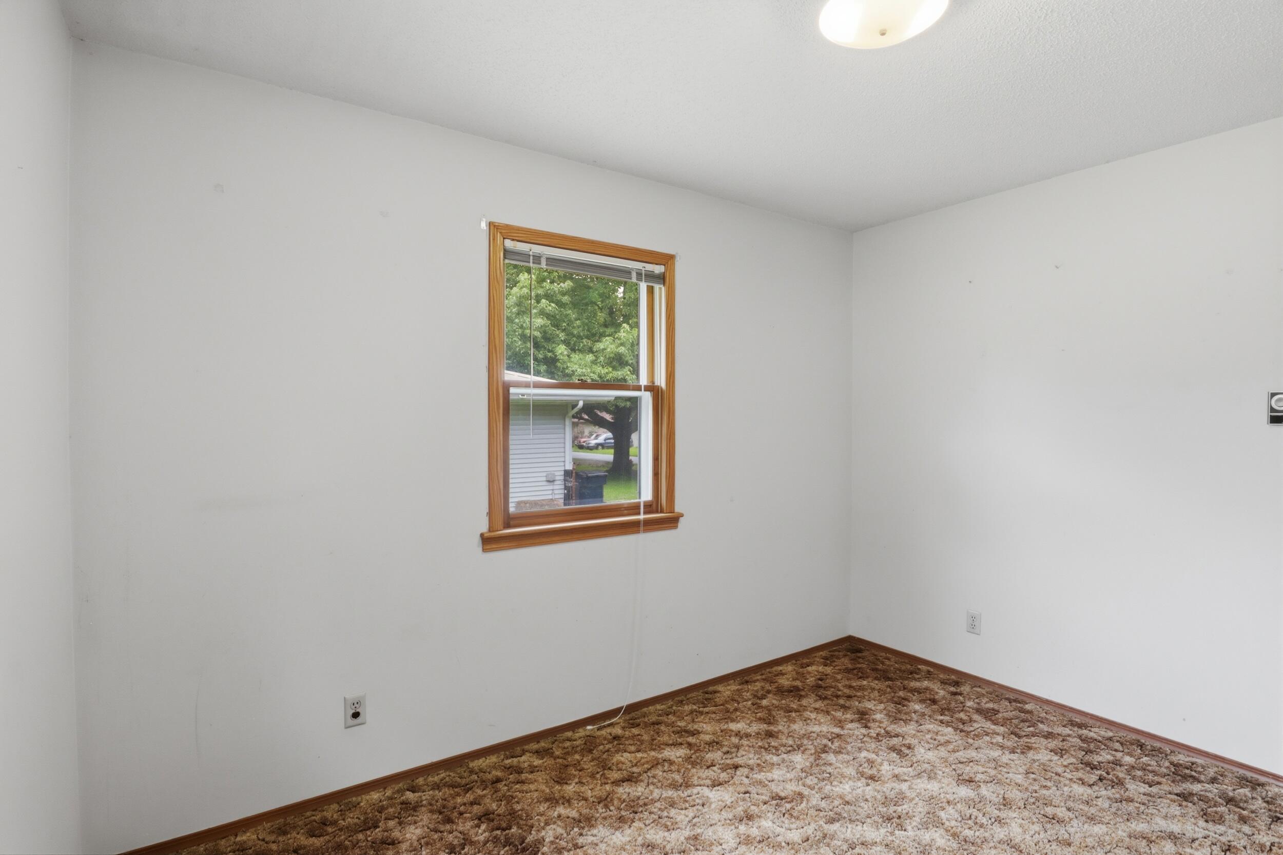 414 West Cooper Street Property Photo 25