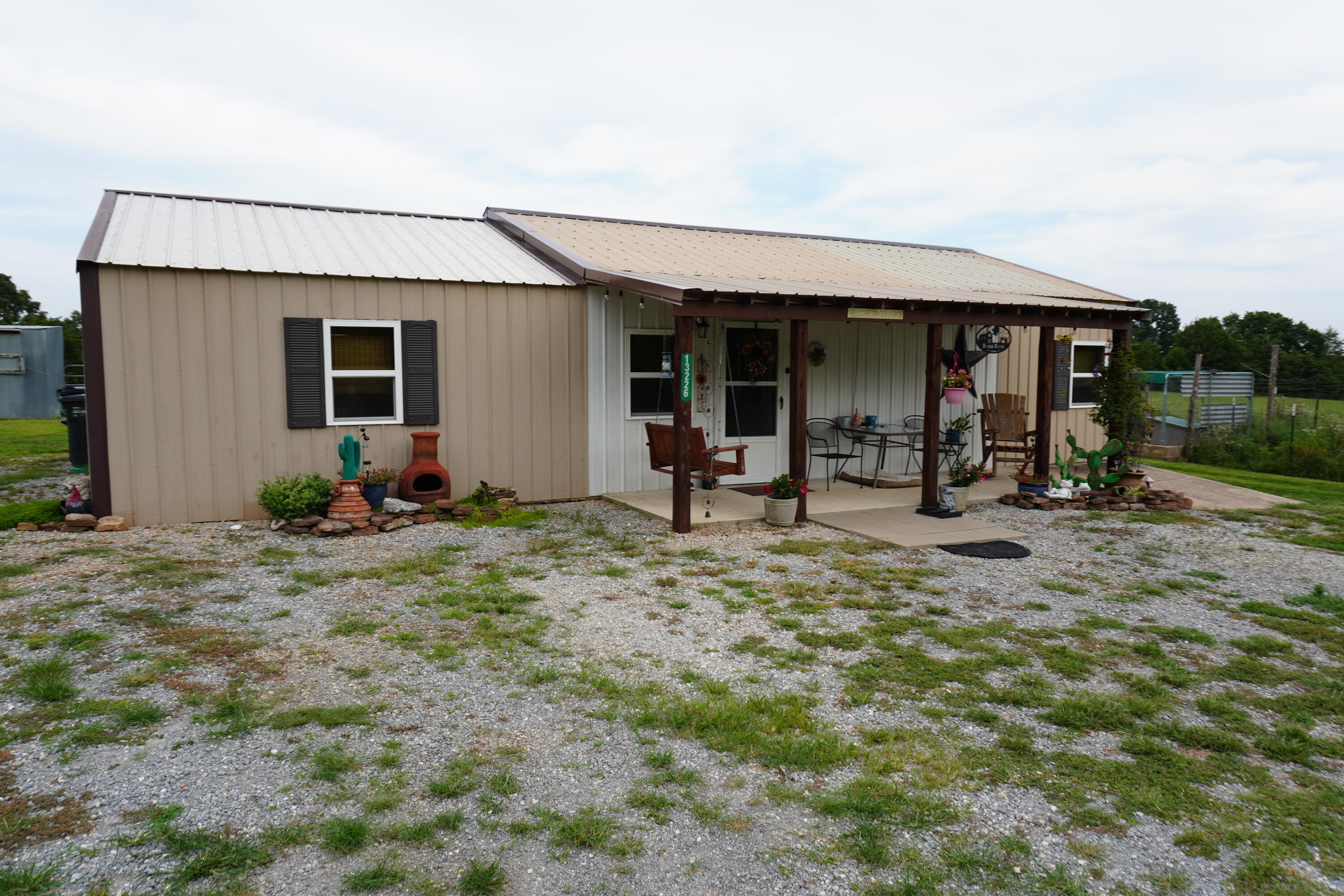 13226 Cr 437 Property Photo 2