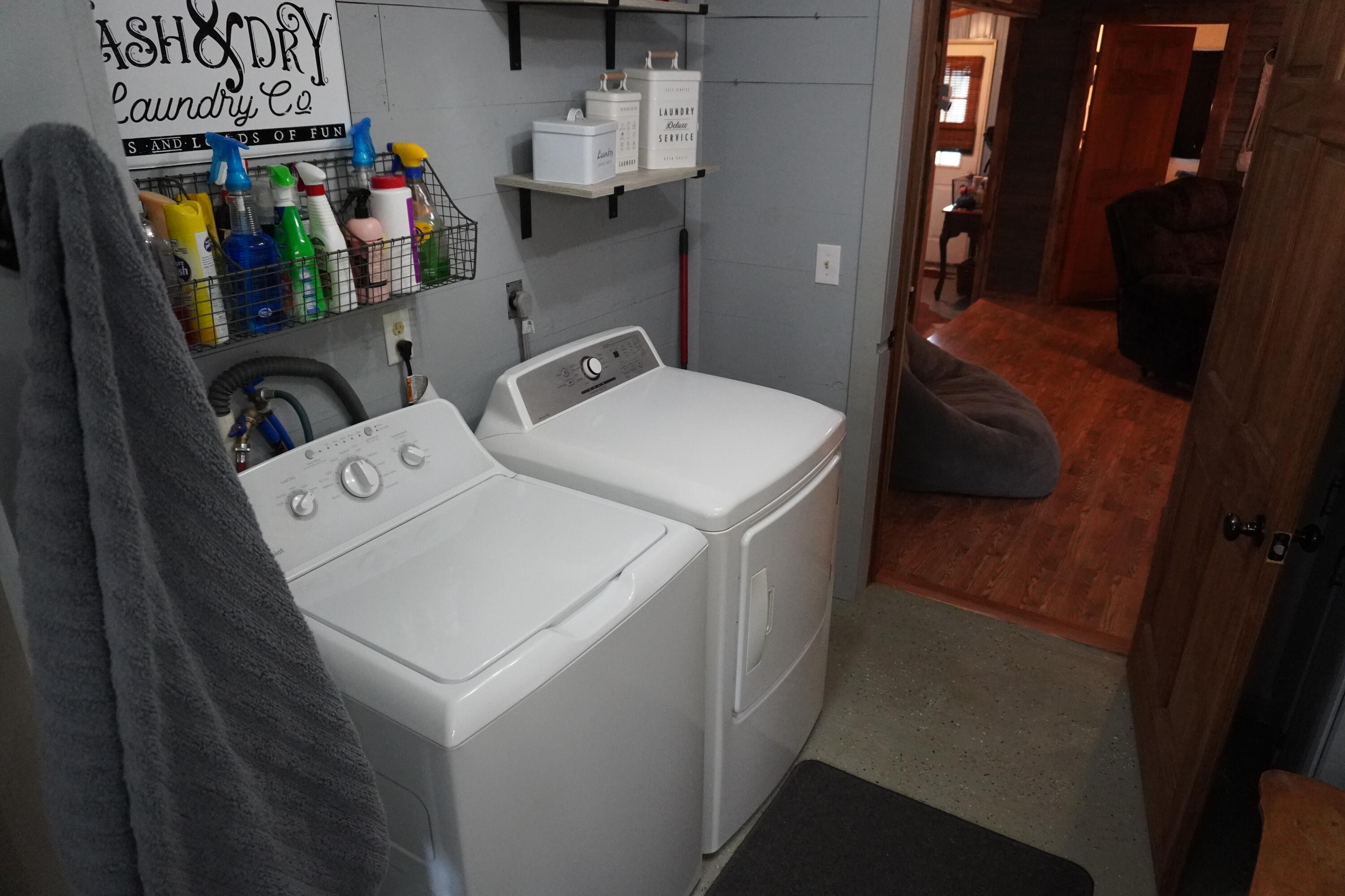 13226 Cr 437 Property Photo 11