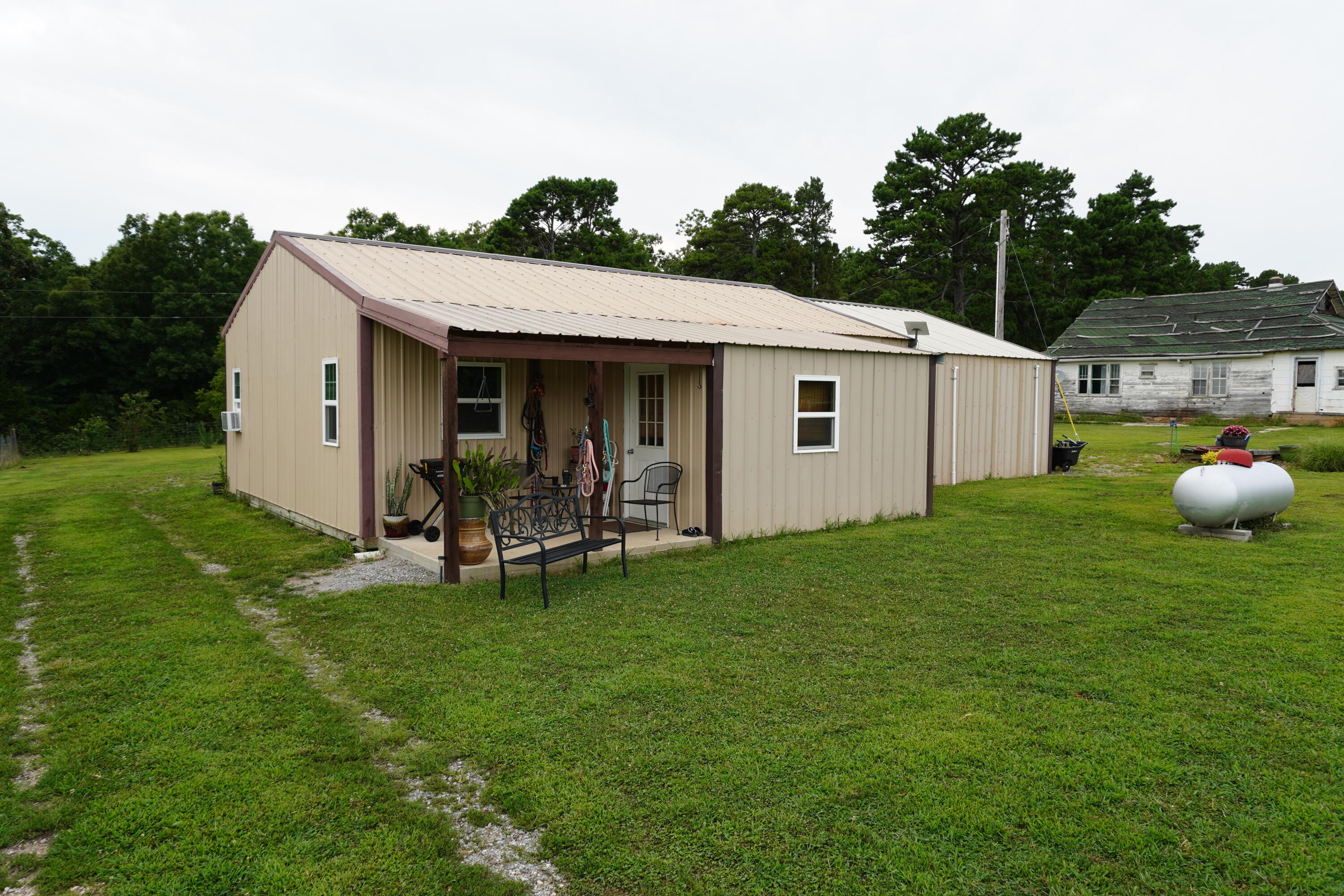 13226 Cr 437 Property Photo 15
