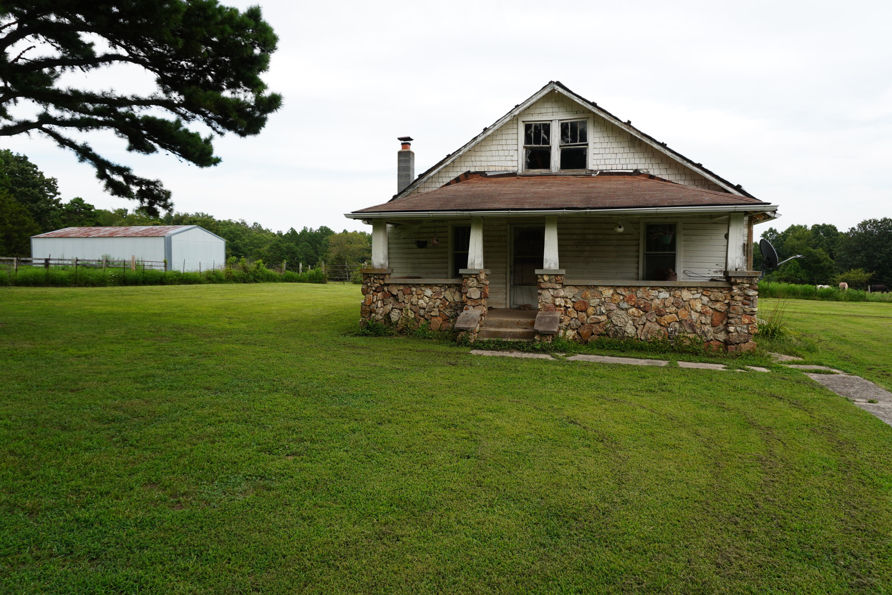 13226 Cr 437 Property Photo 20