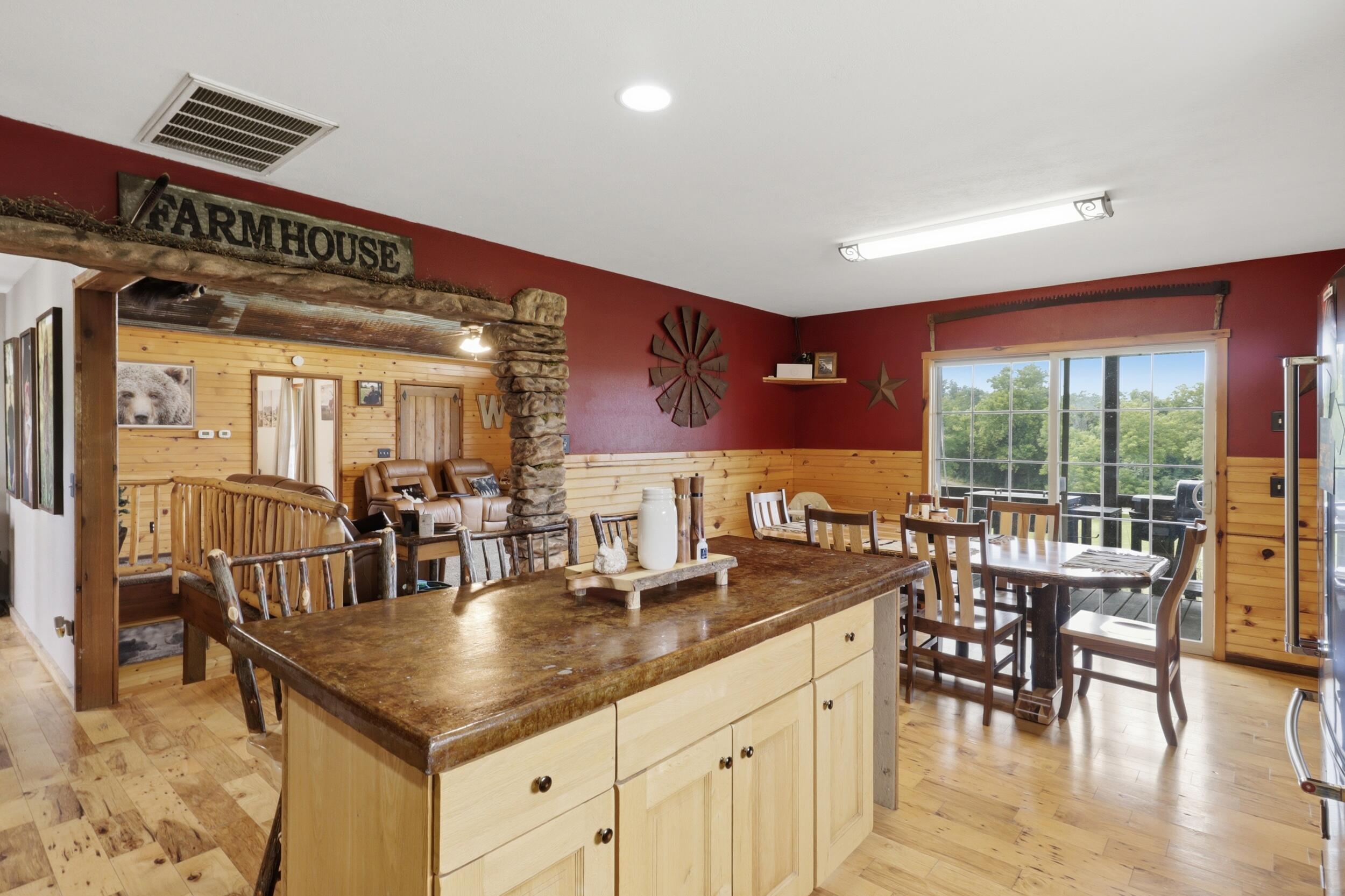 16464 County Road 100 Property Photo 12