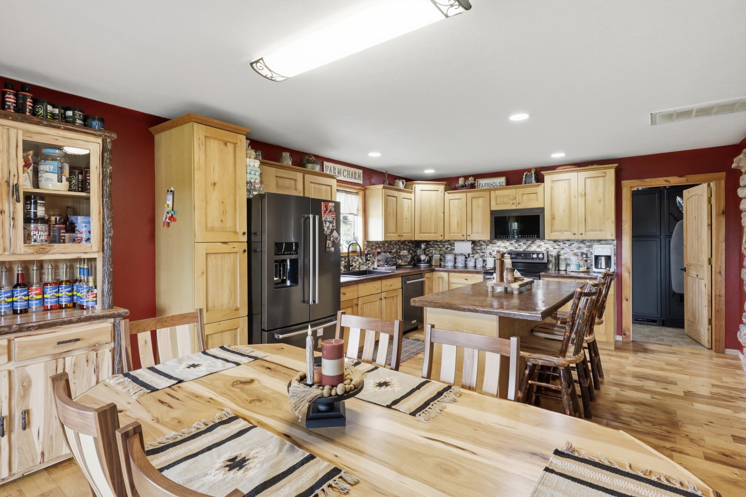 16464 County Road 100 Property Photo 16