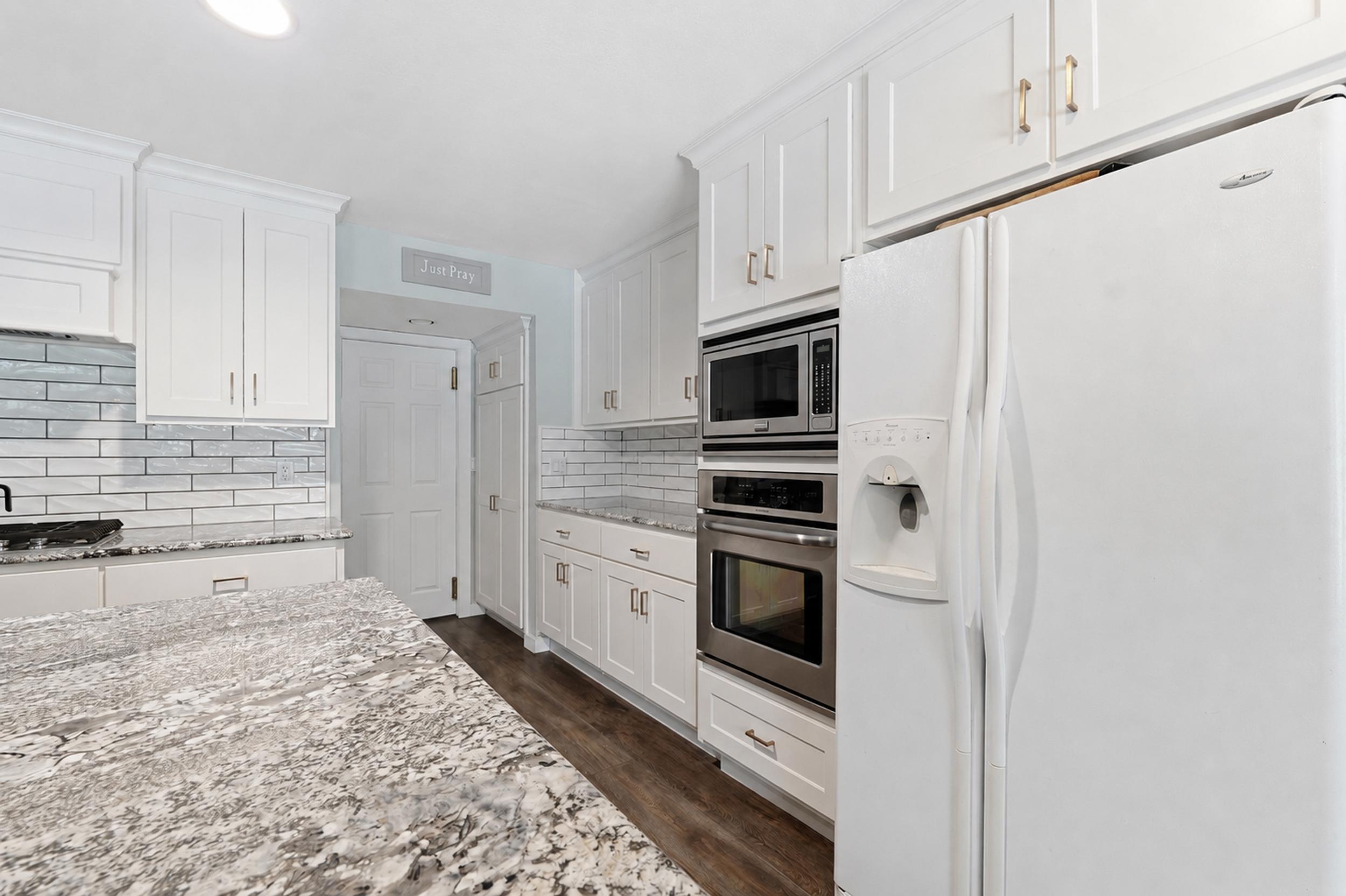 12929 Linden Drive Property Photo 16