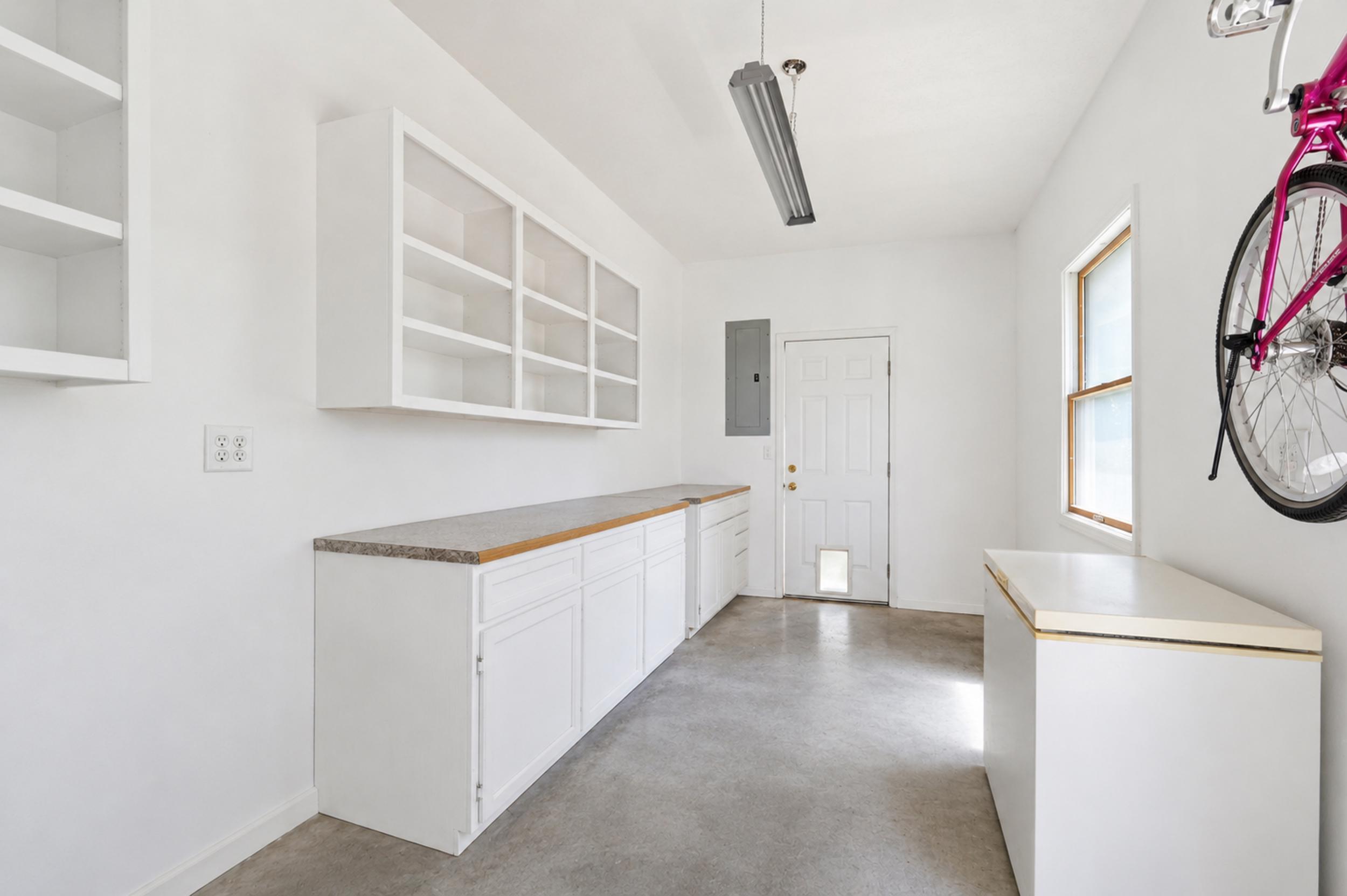 12929 Linden Drive Property Photo 22