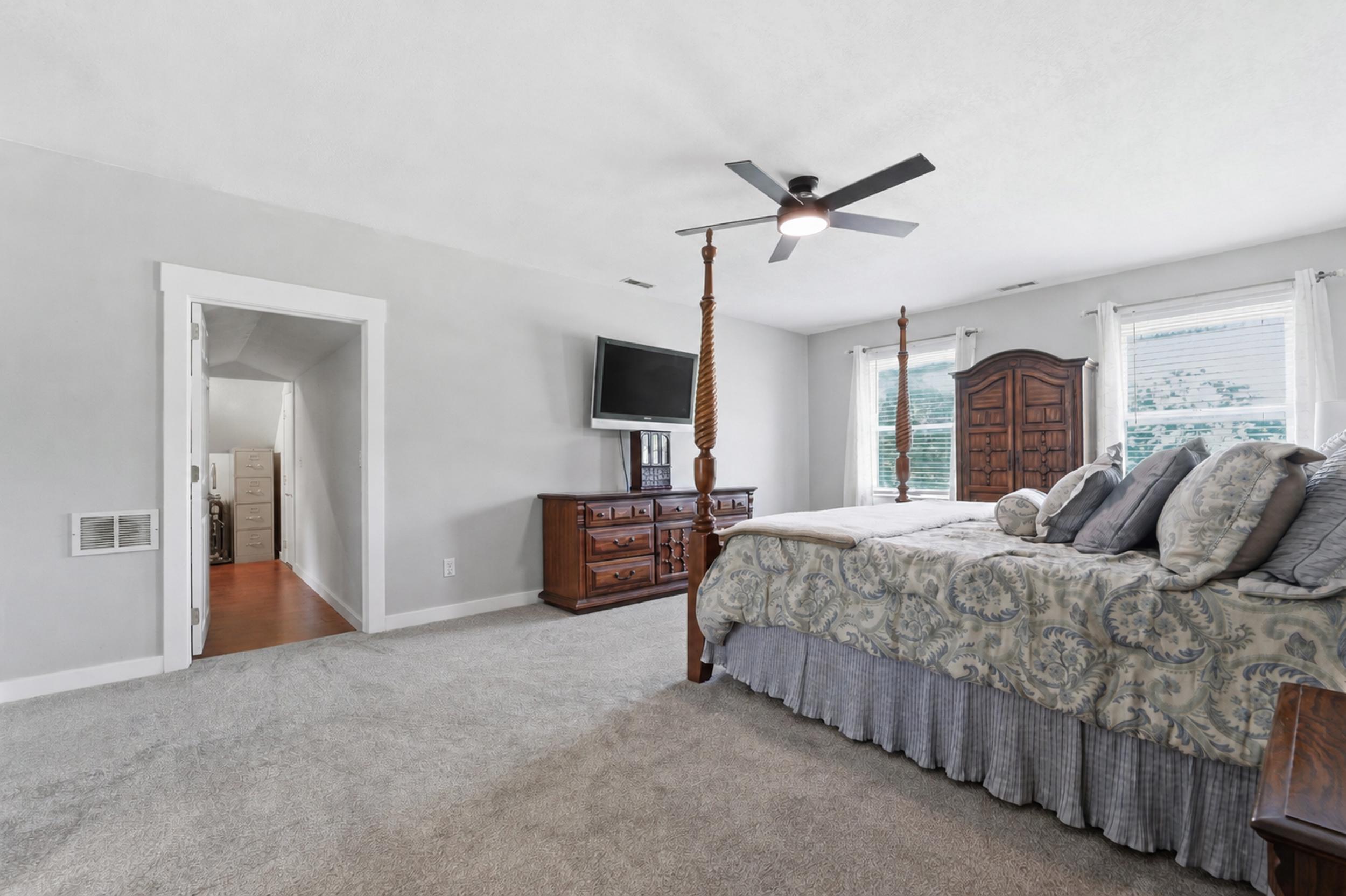 12929 Linden Drive Property Photo 25