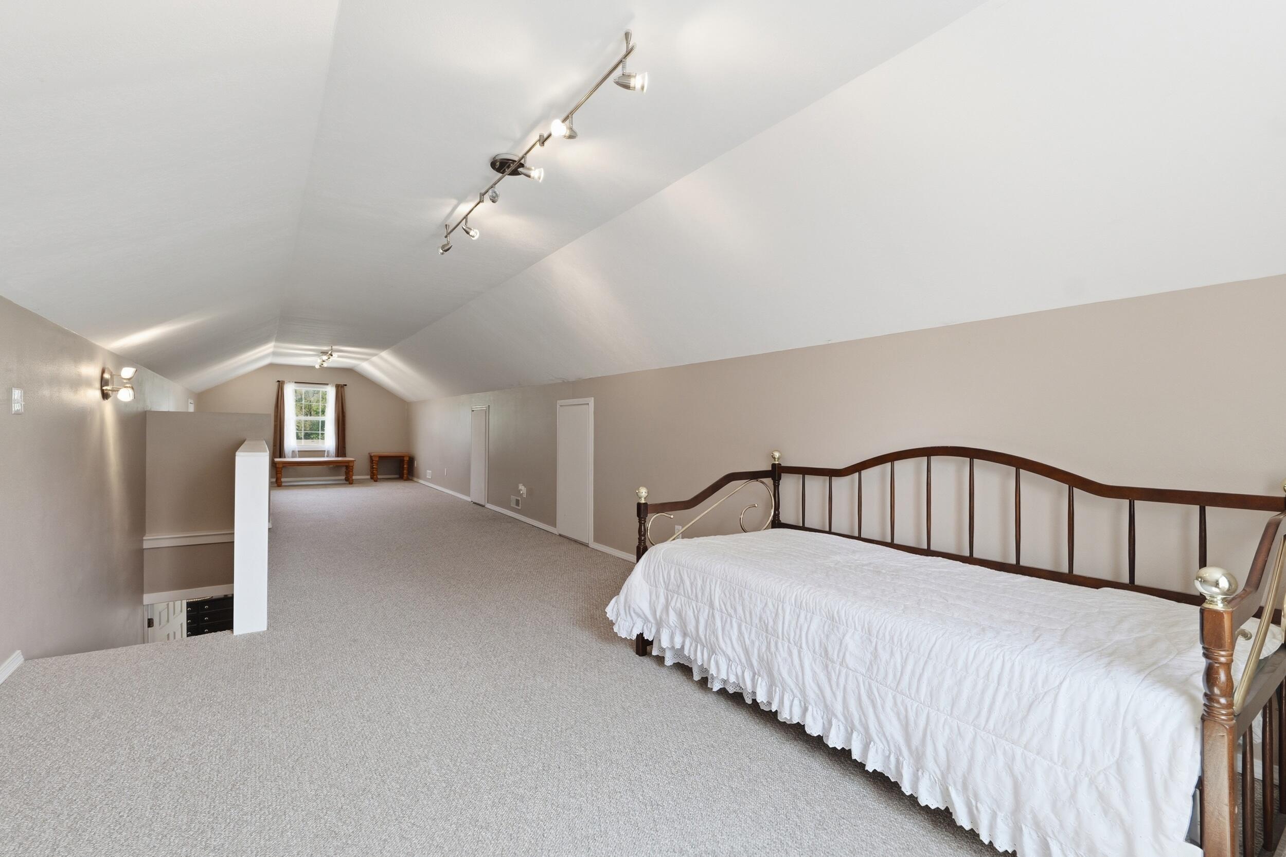 12929 Linden Drive Property Photo 35