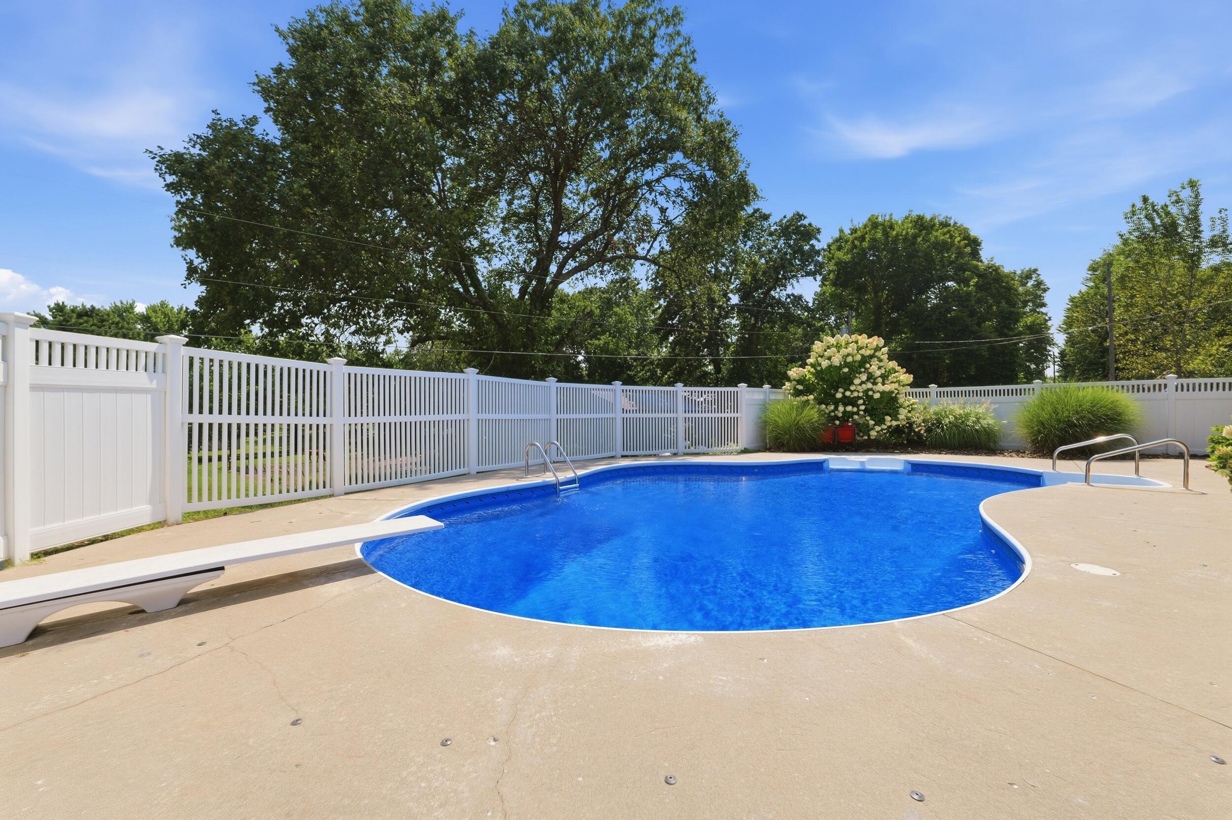 12929 Linden Drive Property Photo 47