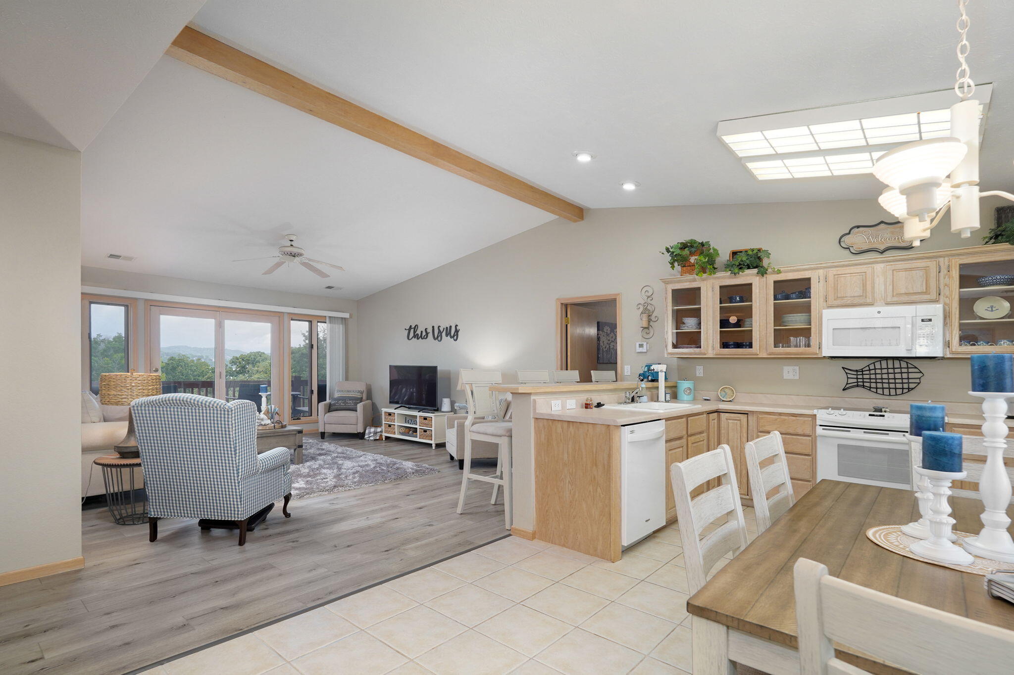1715 Paradise Landing Road Property Photo 4