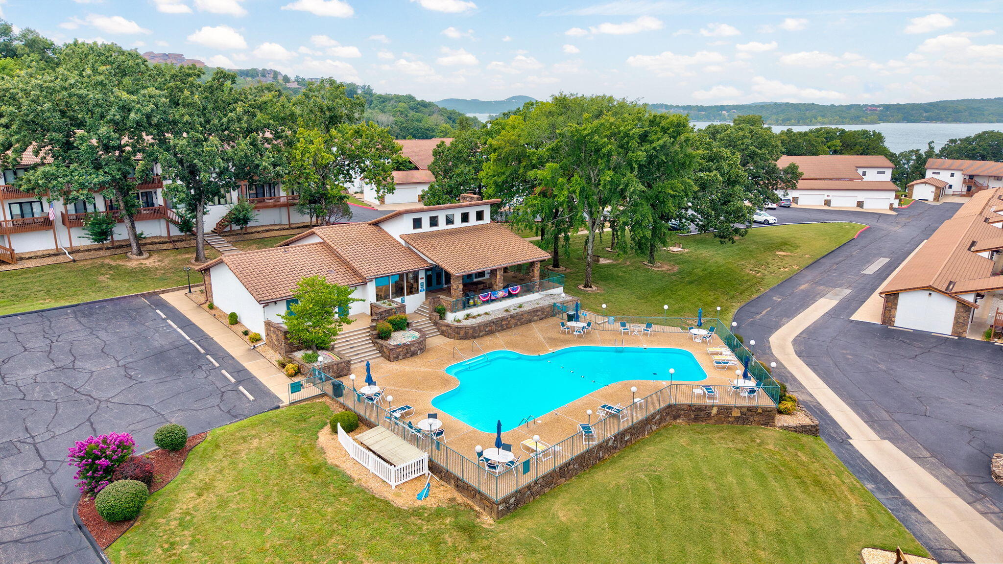 1715 Paradise Landing Road Property Photo 40