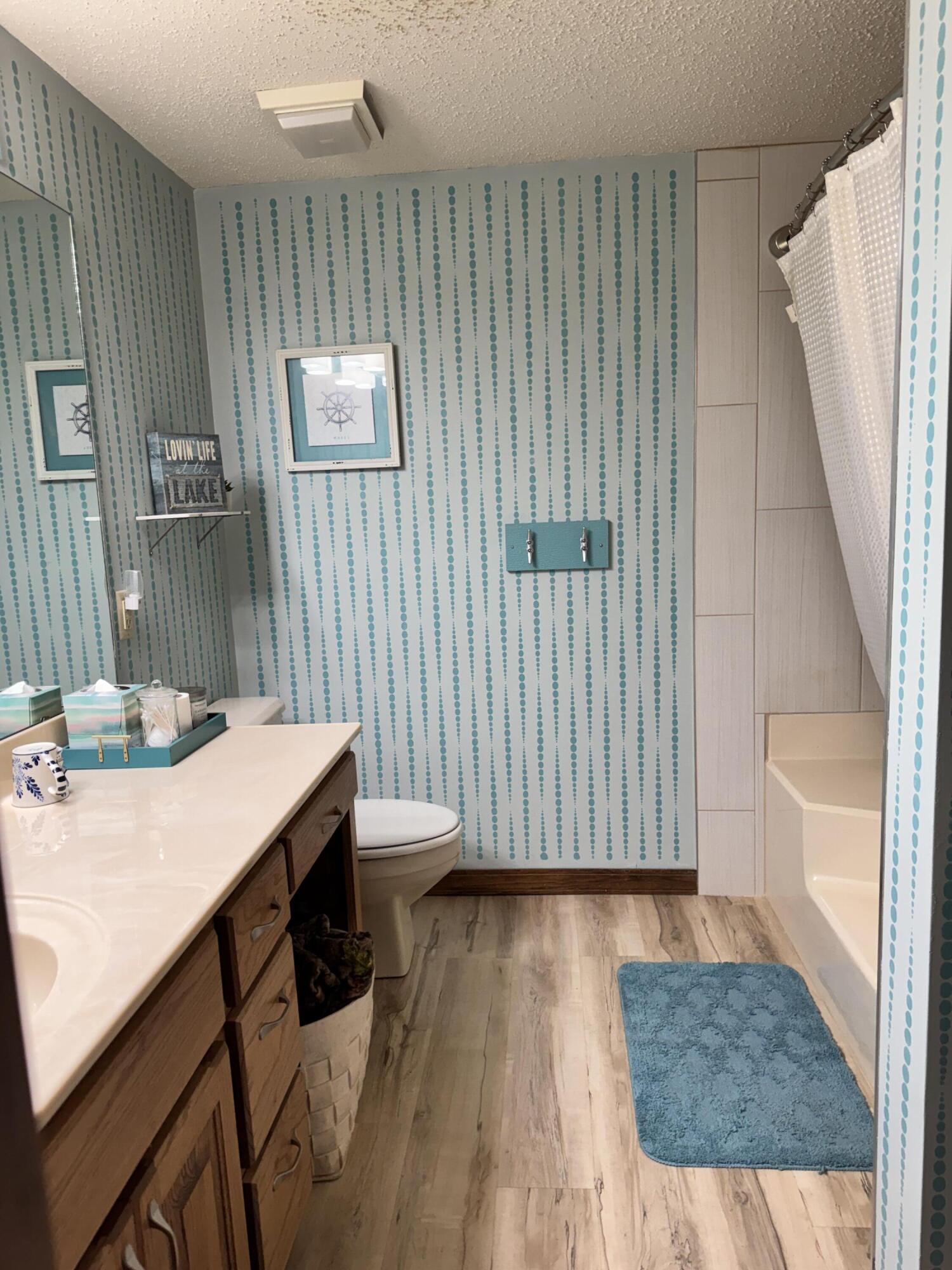150 Sunken Forest Drive # 252 Property Photo 8