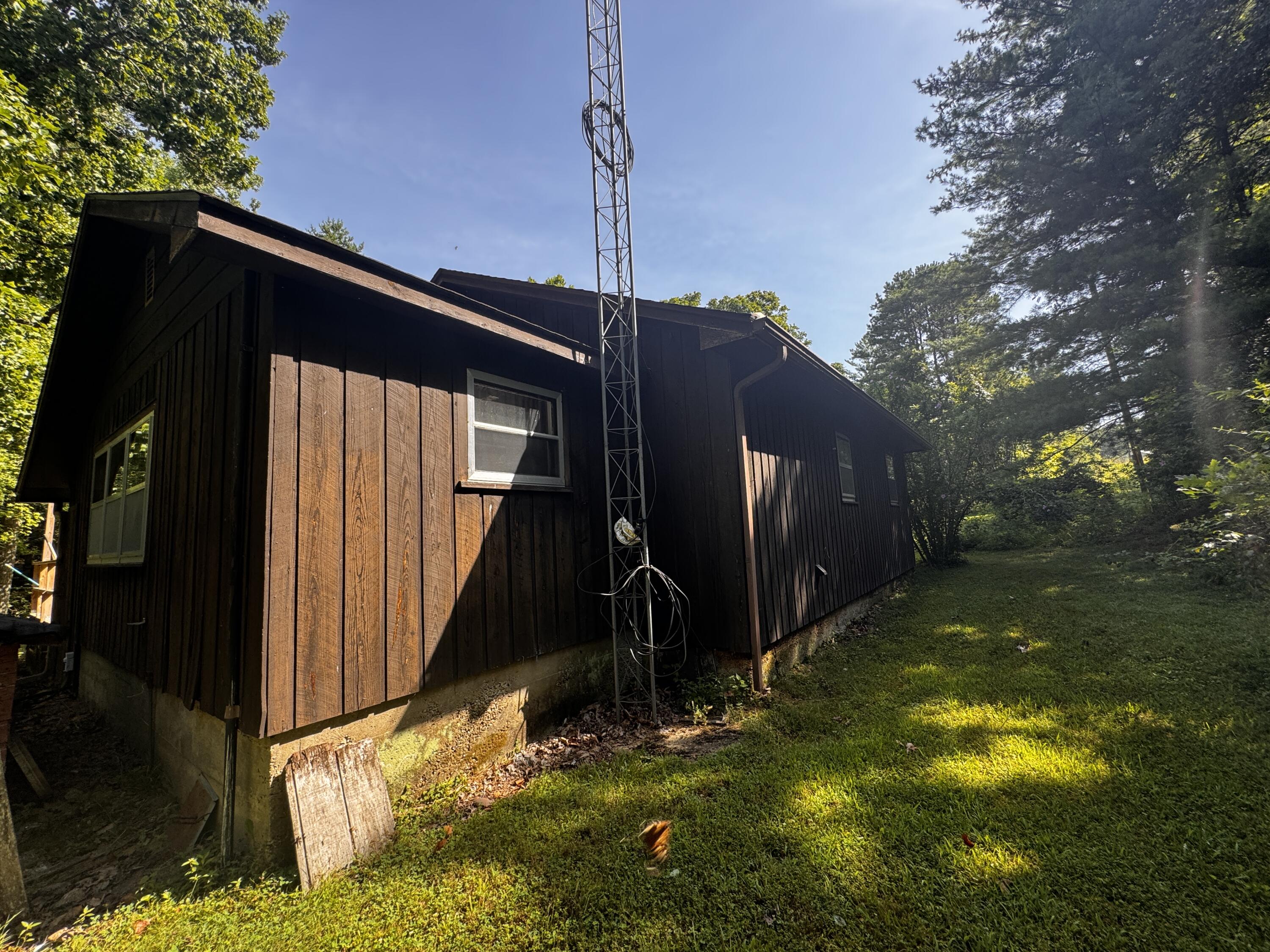 1191 County Road 5250 Property Photo 10